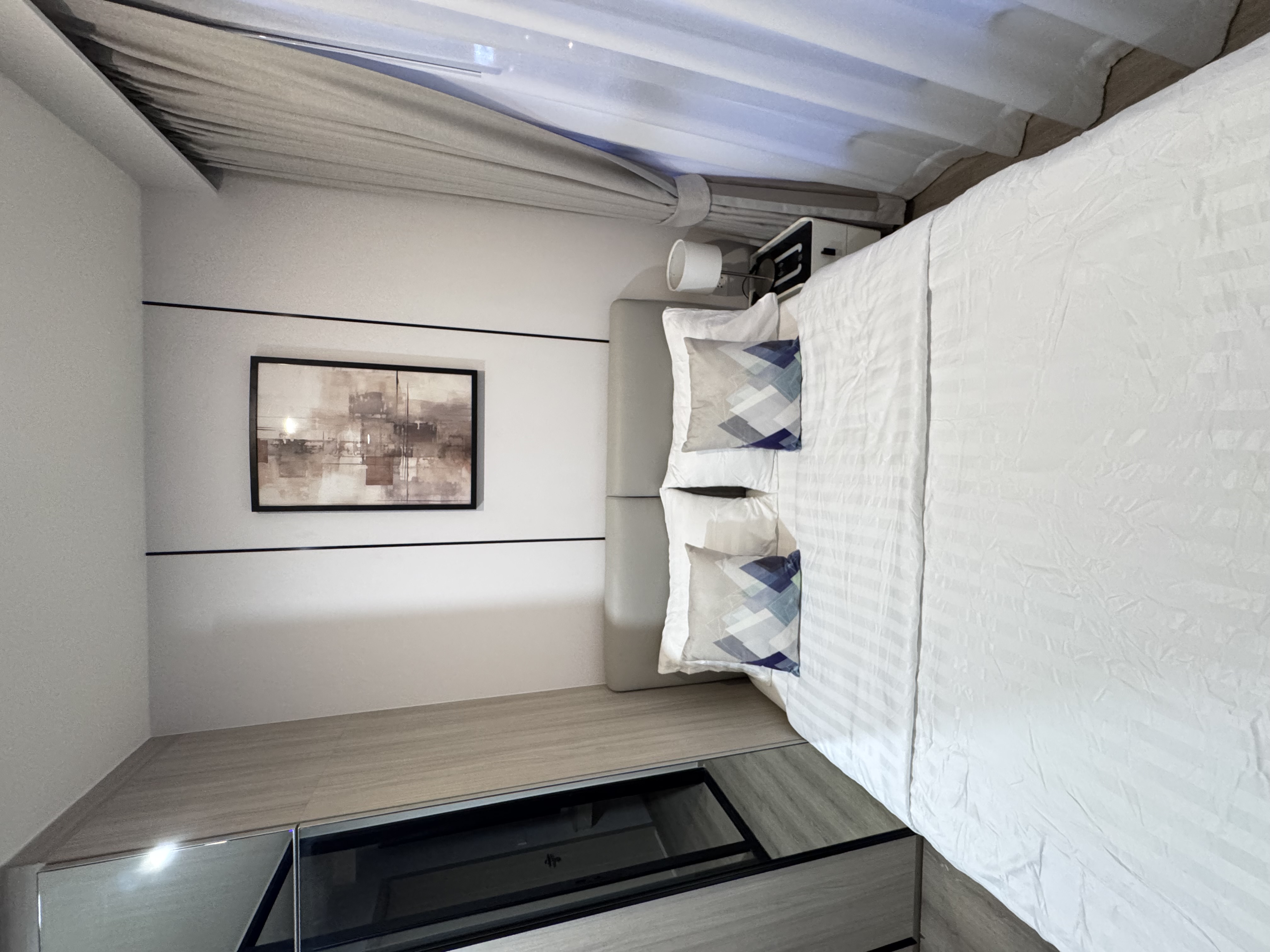 ให้เช่า Condo Origin place bangna ชั้น 10 ขนาด 29 ตรม. วิวสระ ระเบียงฝั่งตะวันออก แดดเช้า  ภาพจากห้องจริง เฟอร์นิเจอร์บิวท์อินครบ ที่นอน lLUNIO 17