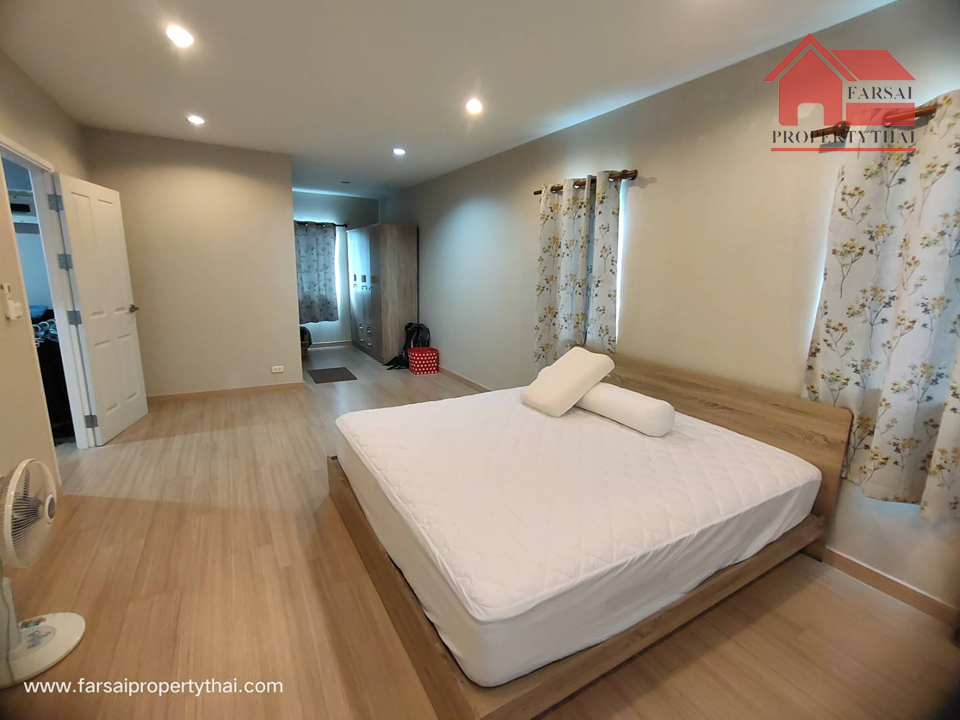 ให้เช่าบ้านเดี่ยว 2ชั้นเนื้อที่ 56ตร.ว พื้นที่ใช้สอย 180ตร.ม 3ห้องนอน 3ห้องน้ำ แอร์ ถนน รามคำแหง ใกล้วงแหวนกาญจนา ราคาเช่า 35,000 บ/ด 12