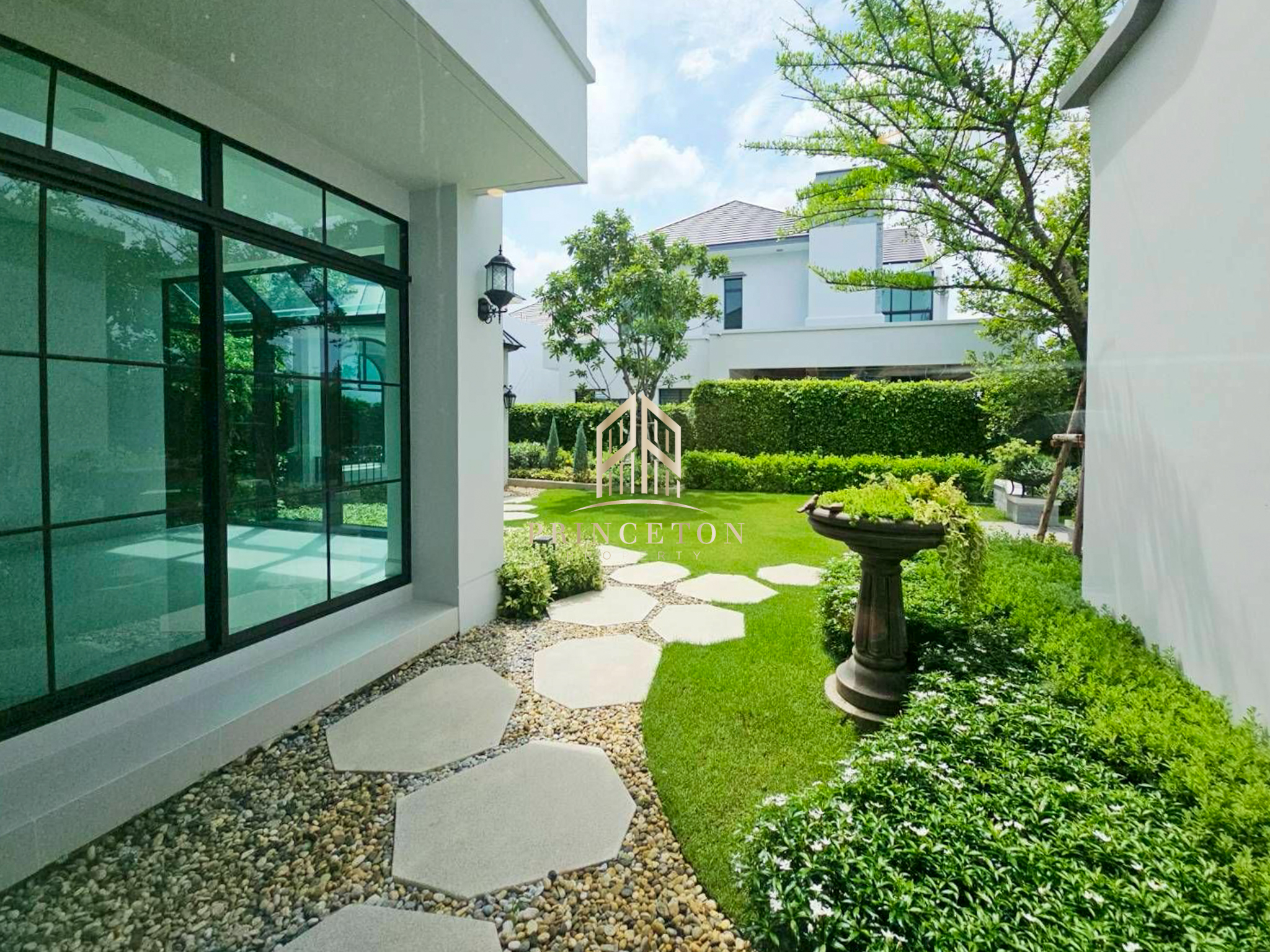 Luxury detached residence Nantawan Bangna KM.15 10