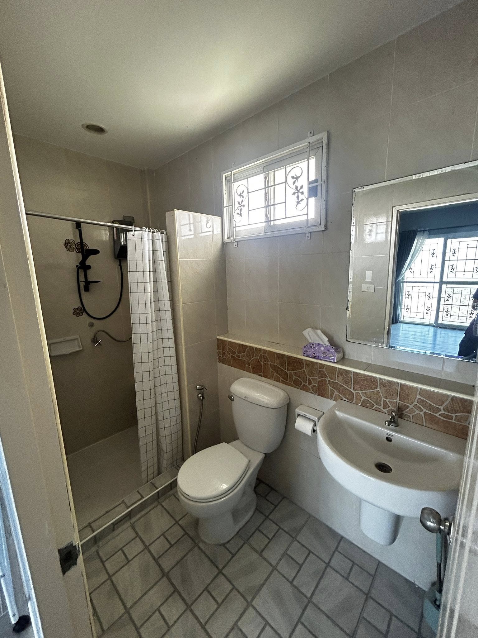 บ้านวิวสวนไทรน้อยขนาด 54 ตรว. 4 ห้องนอน 3 ห้องน้ำ 2