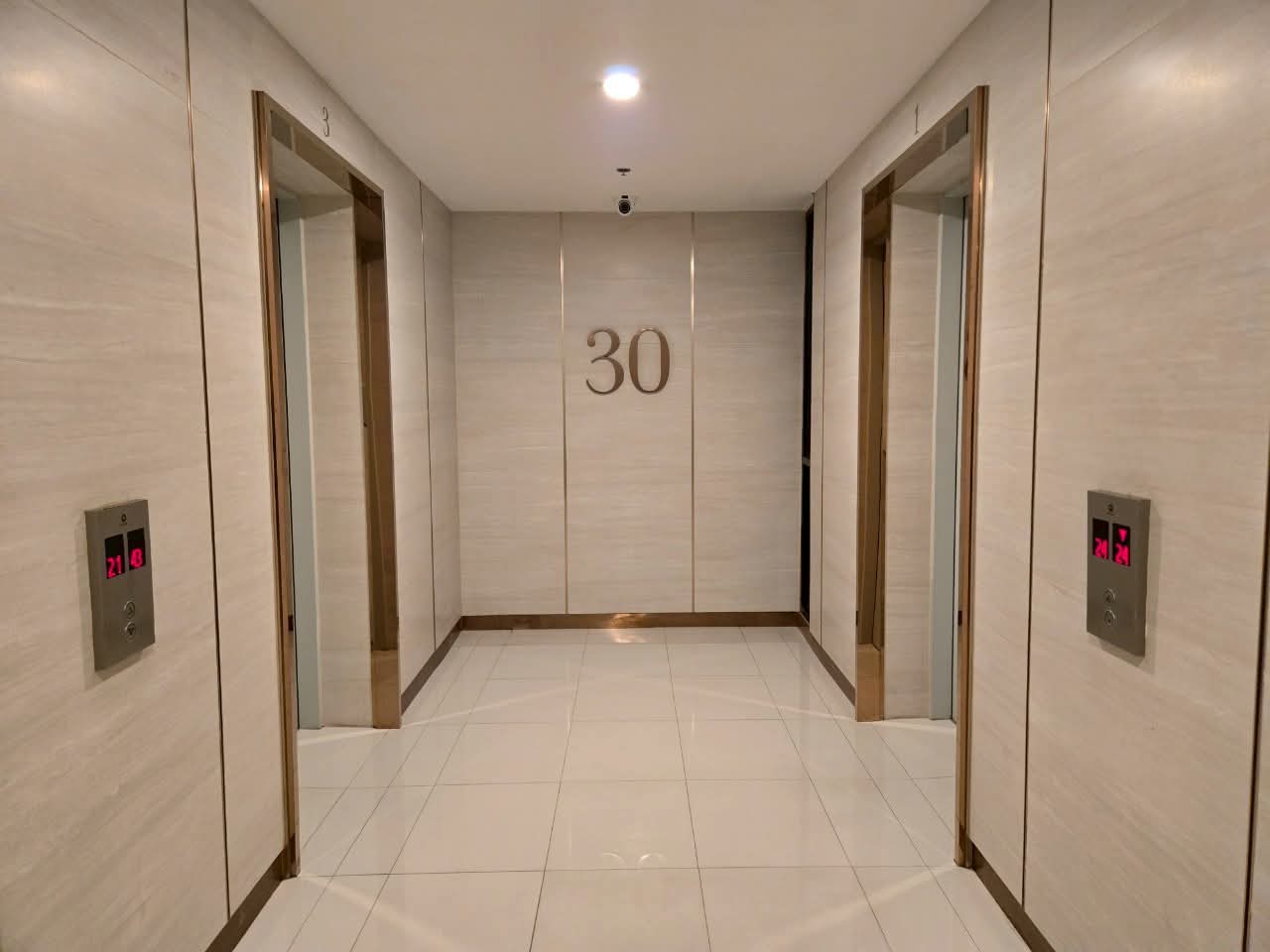ขายคอนโดหรู Knightsbridge Prime Sathorn 18