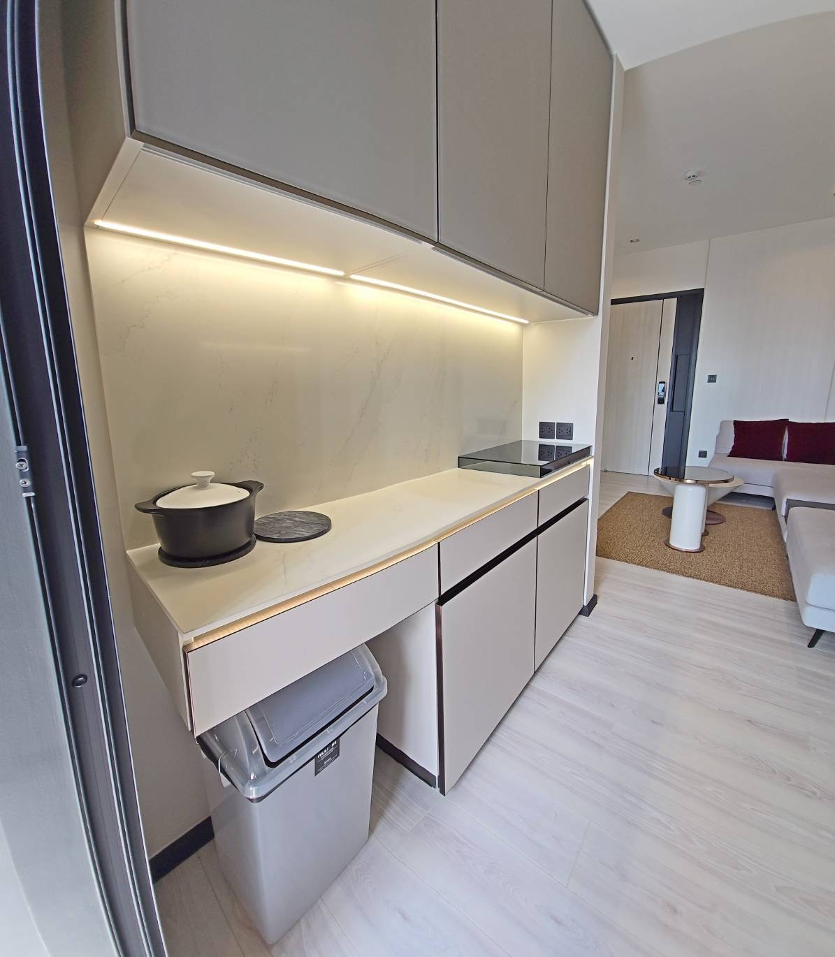 ให้เช่า The Room Phayathai (เดอะ รูม พญาไท) ห้องใหม่ luxury 38 ตรม. ชั้น 24 6