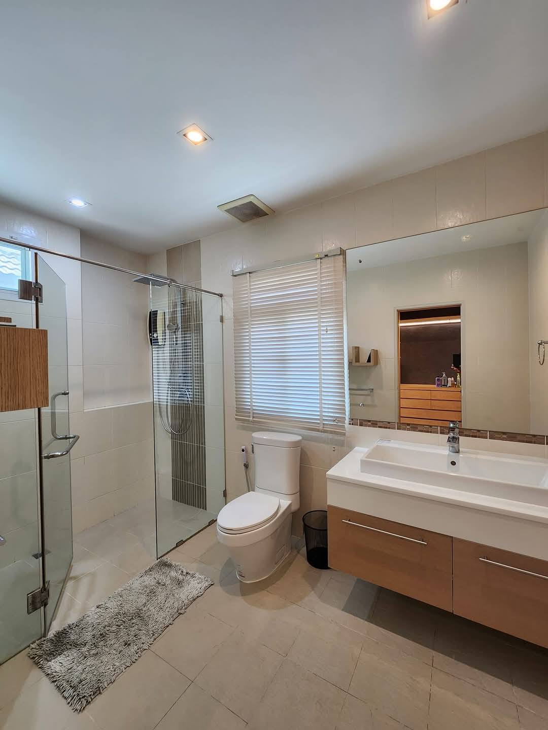 ม.บางกอกบูเลอวาร์ด สาทร-ปิ่นเกล้า 1 17