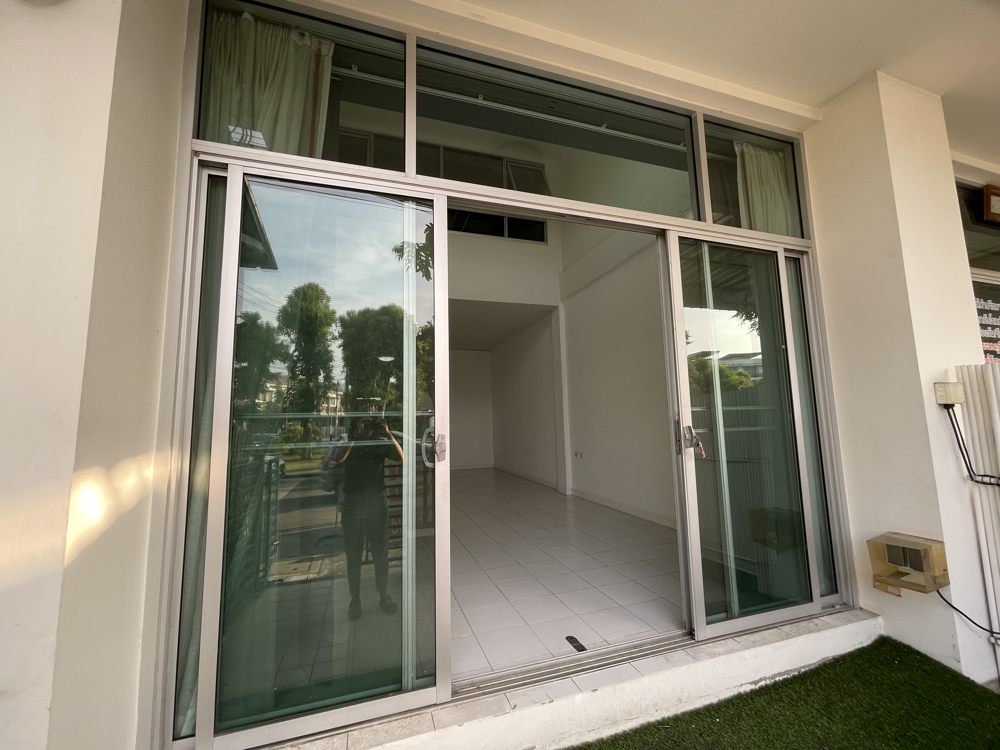 บ้าน-อาคารพาณิชย์, ทาวน์โฮม มีดาดฟ้า 3