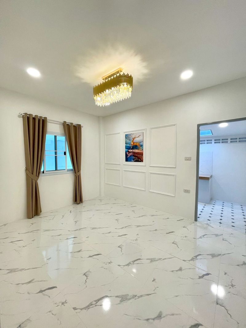 ปิดจองบ้านรีโนเวทใหม่ทั้งหลัง ทำเลติดทางออกมอเตอร์เวย์สาย7 ใกล้นิคมปิ่นทอง1 นิคมเครือสหพัฒน์ 11