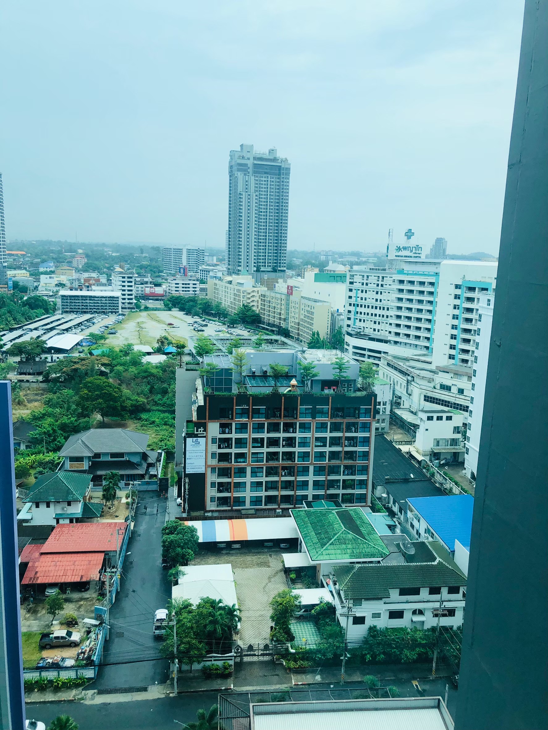 ลัดดา พลัส คอนโด 6