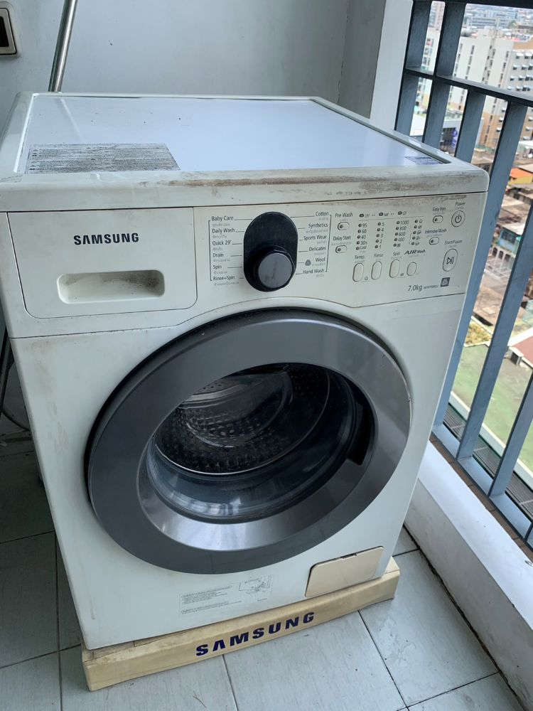 ขายพร้อมผู้เช่า คอนโด Aspire Rama 4 ชั้น 15 วิวสระ ทำเลดี ใกล้ BTS เอกมัย 12