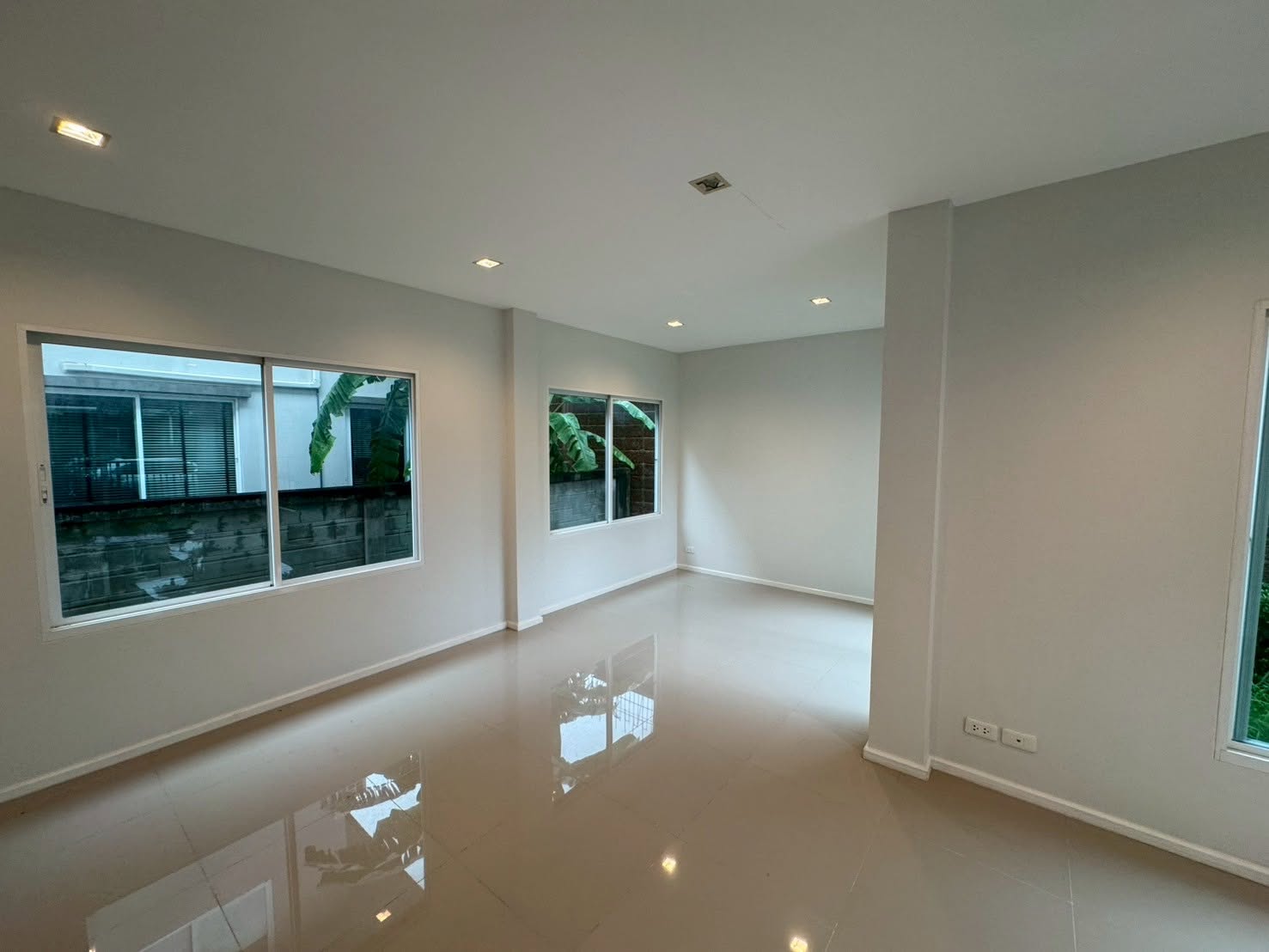 U1448 ให้เช่าบ้านเดี่ยว2ชั้น หลังมุม หมู่บ้านcasa ville รังสิต-คลอง 2 ถนนรังสิต-นครนายก บ้านทำเลดีเดินทางสะดวกเช้าออกได้หลายทาง 5