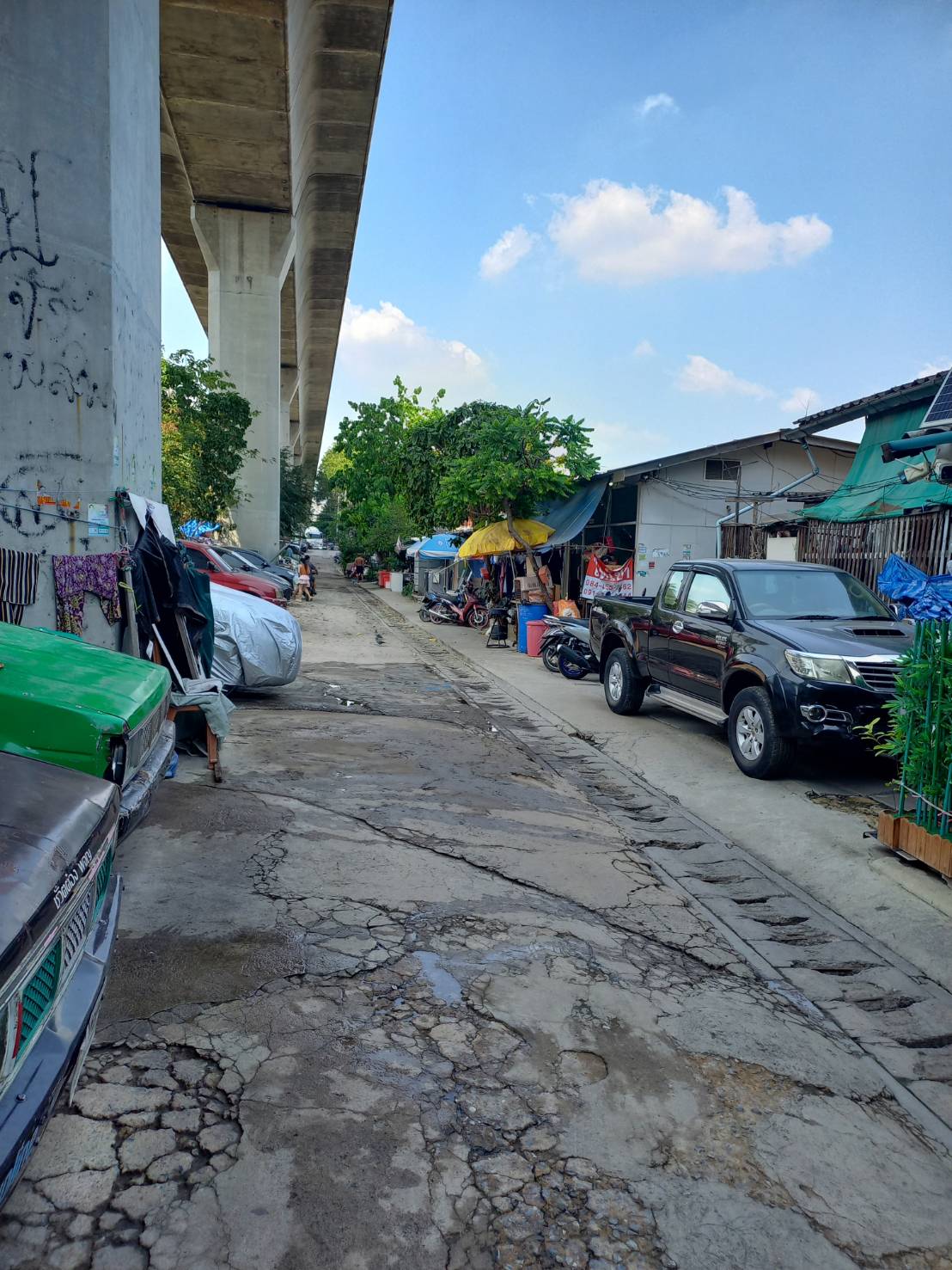 ขายสิทธิ์ในบ้านคลองตัน3แสนบาท 4