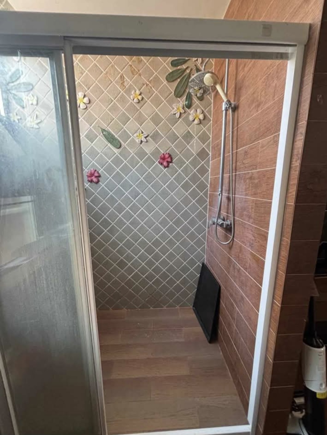 Country Complex B Sampawut Bangna 12