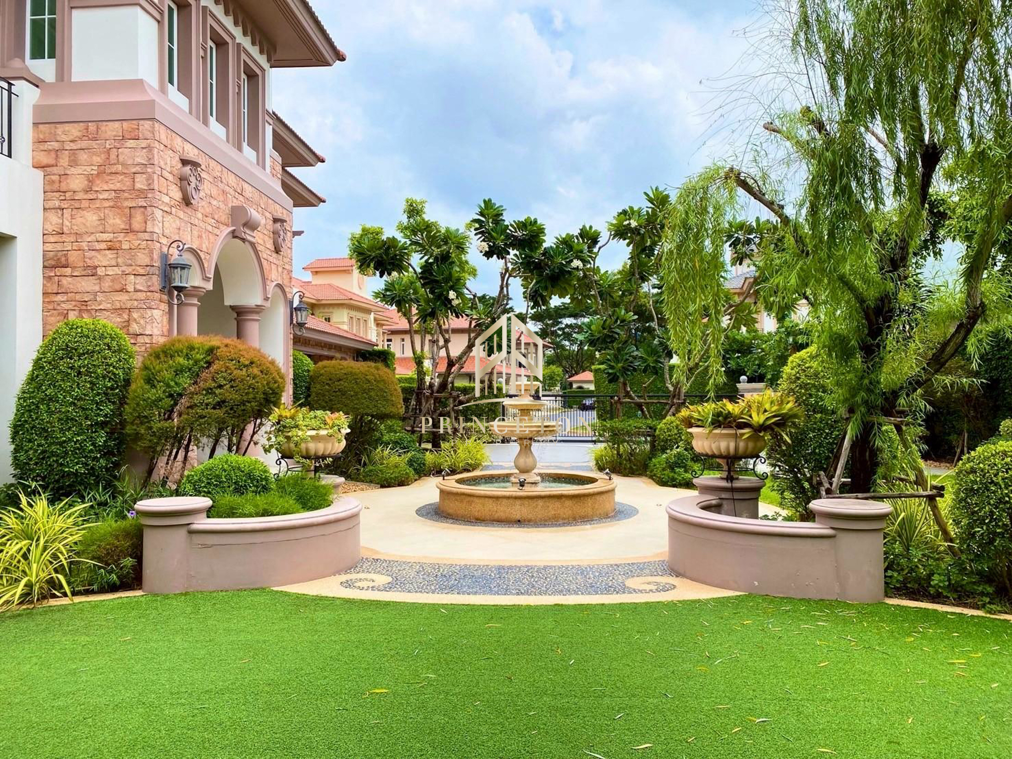 Luxury House For Sale Nantawan Bangna Km.7 Size L 18