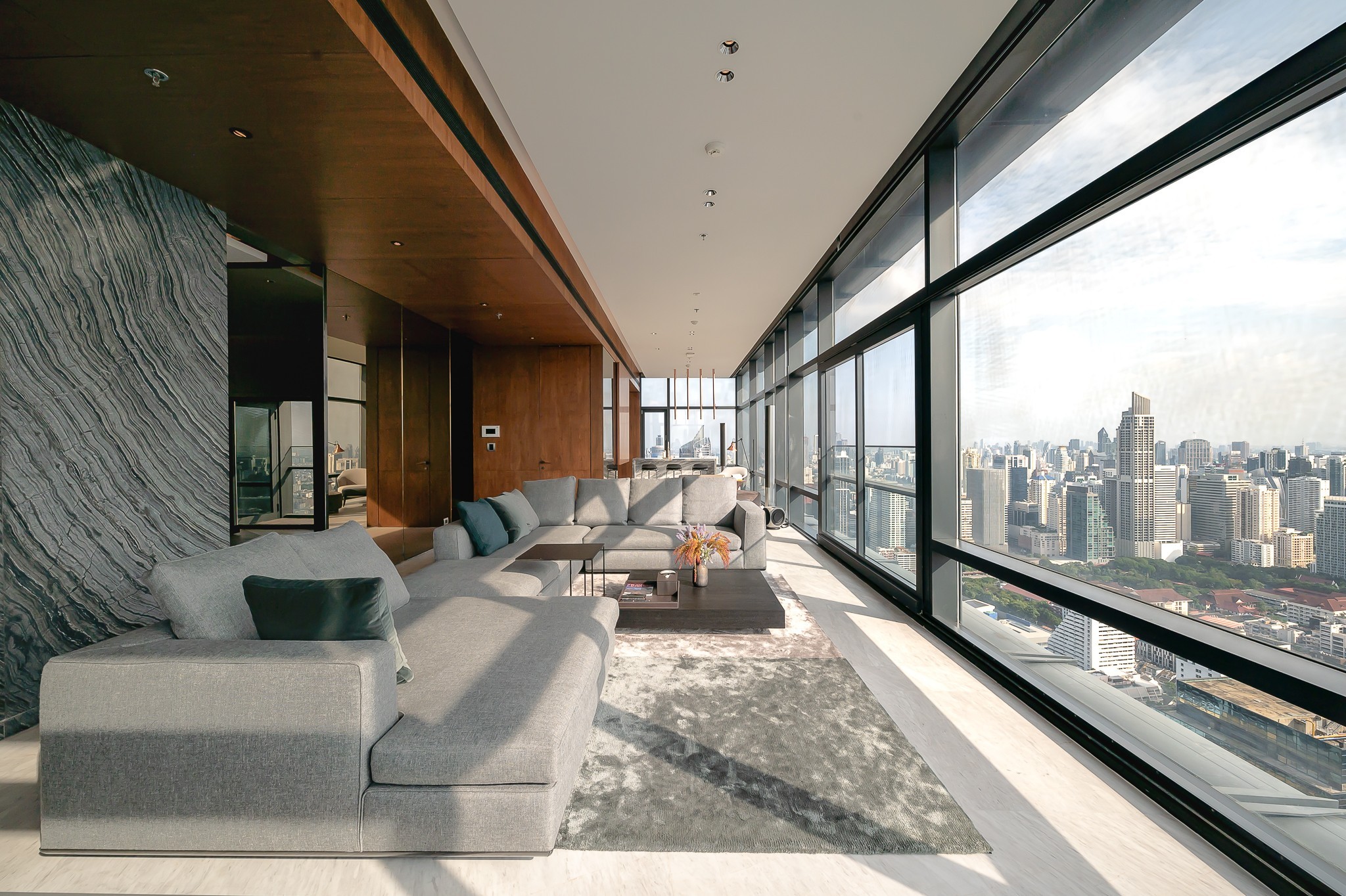 BEST DEAL!! For Sale | Circle Living Prototype, Bangkok 135 Sq.M. | Rare High-Floor Sky Residence (49th Floor) 11
