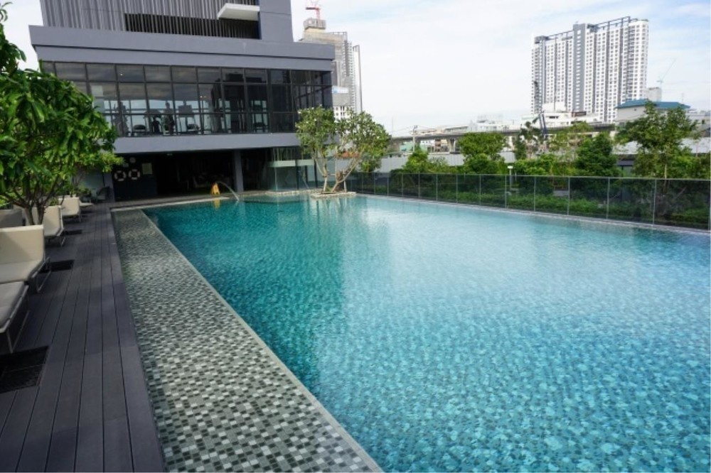 For Sale condo studio room nice view BangSue  ขายคอนโดห้องสตูดิโอ ทำเลดีมาก ติดถนนใหญ่ บางซื่้อ 11