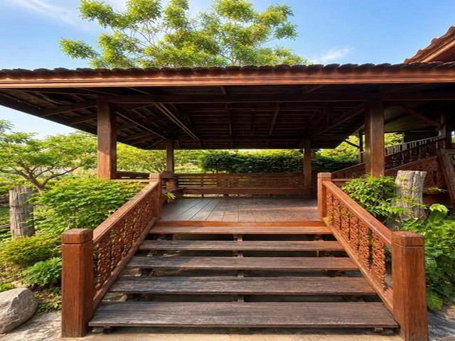 ขายบ้านเดี่ยว บ้านทรงไทย โครงการ ปรีชา ศรีนครินทร์ เนื้อที่ 303 ตารางวา บรรยากาศร่มรื่น ทำเลถนนหนามแดง-บางพลี 10