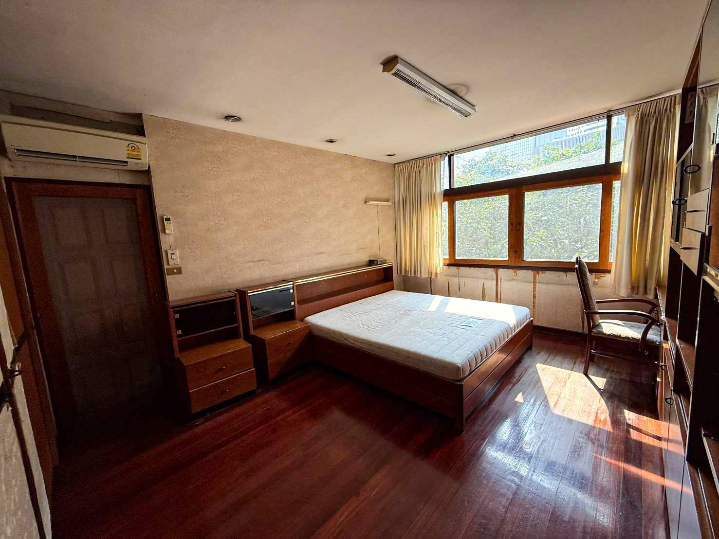 ให้เช่า บ้าน 2 ชั้น ซอยสันติภาพ ใกล้สถานทูตรัสเซีย 5