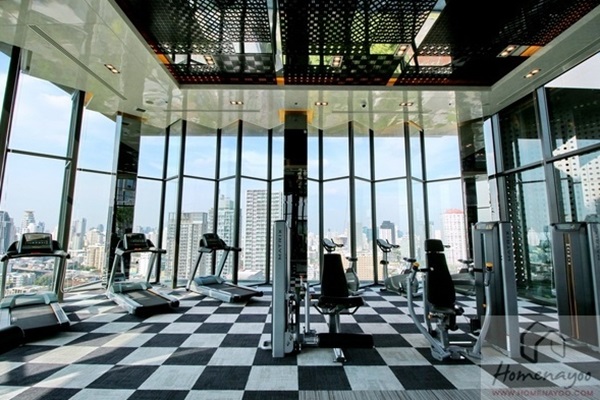 For sale RHYTHM SUKHUMVIT 36-38 ใจกลางทองหล่อ ใกล้ BTS ชั้น 10 วิวสระ โทร 094-9963362 10