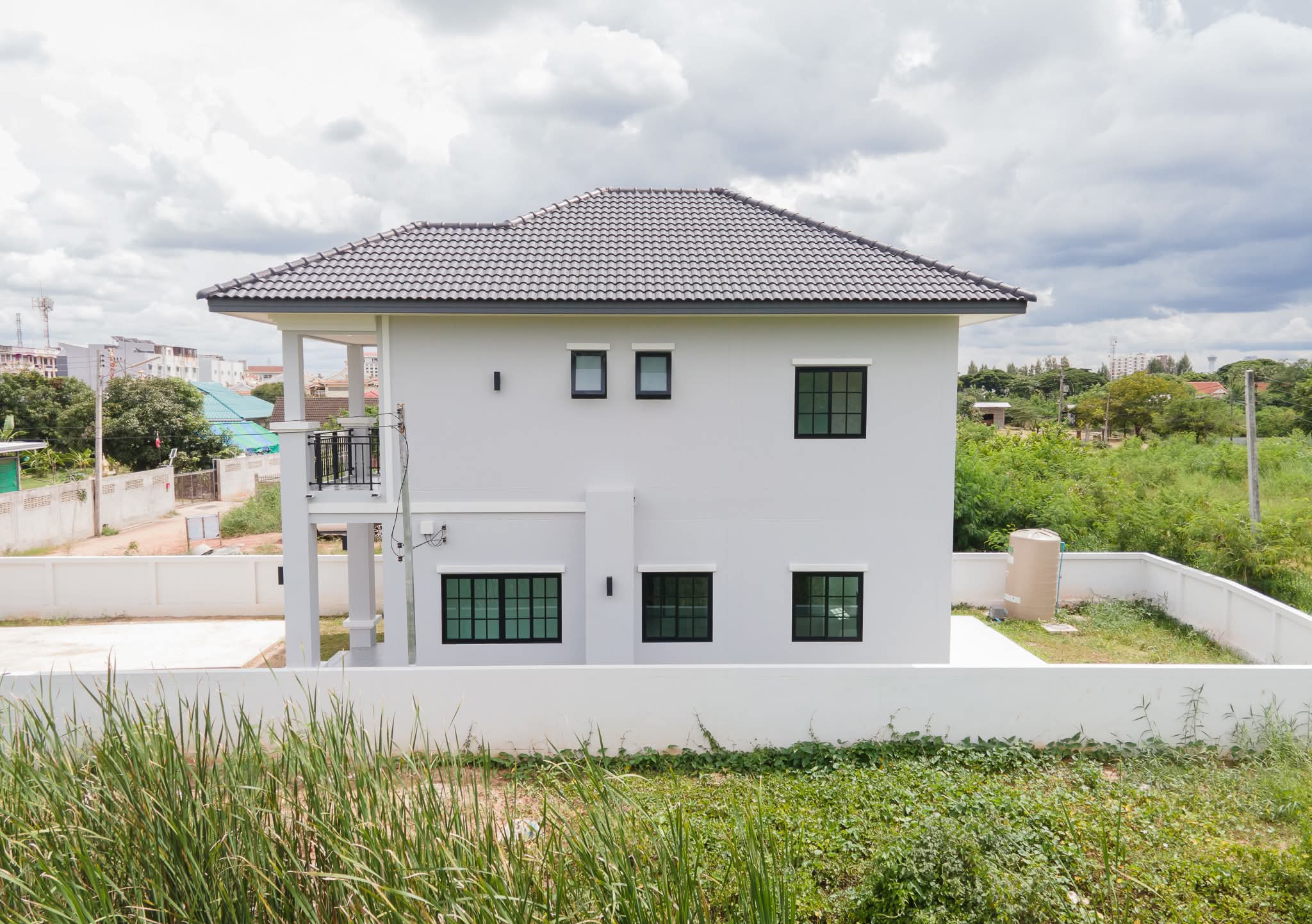 💒 บ้านเดี่ยว2 ชั้น สร้างใหม่ ประโดก-หมื่นไวย ใกล้ M6 ราคาบ้าน 4.89 ลบ. โทร.081-1132531/089-8192526 2