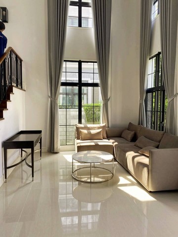 ให้เช่า บ้านหรูพร้อมอยู่ ใกล้ BTS สวนหลวง ร.9 Palazzo Srinakarin บ้านหรู พร้อมอยู่ 4