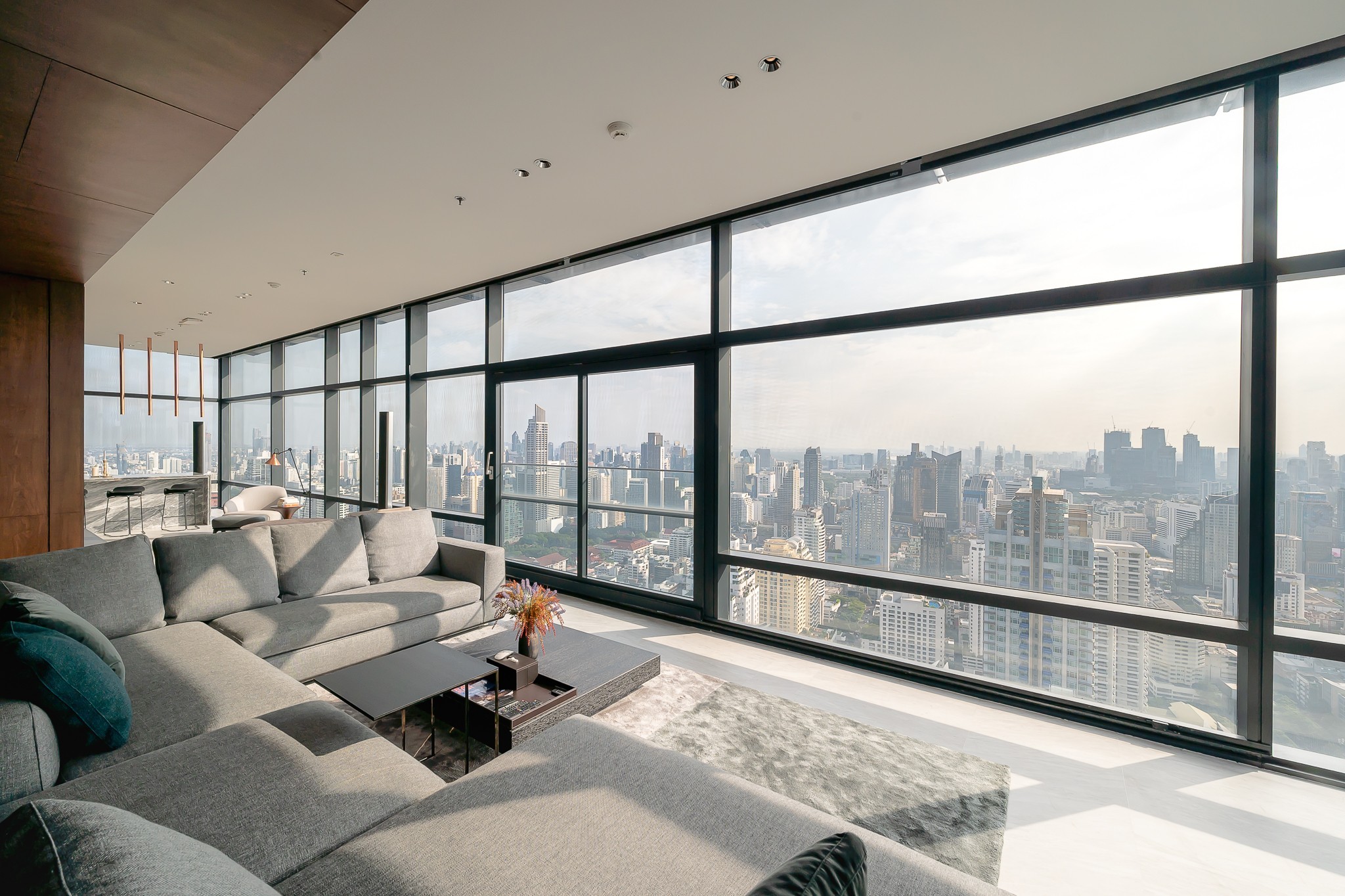 BEST DEAL!! For Sale | Circle Living Prototype, Bangkok 135 Sq.M. | Rare High-Floor Sky Residence (49th Floor) 8