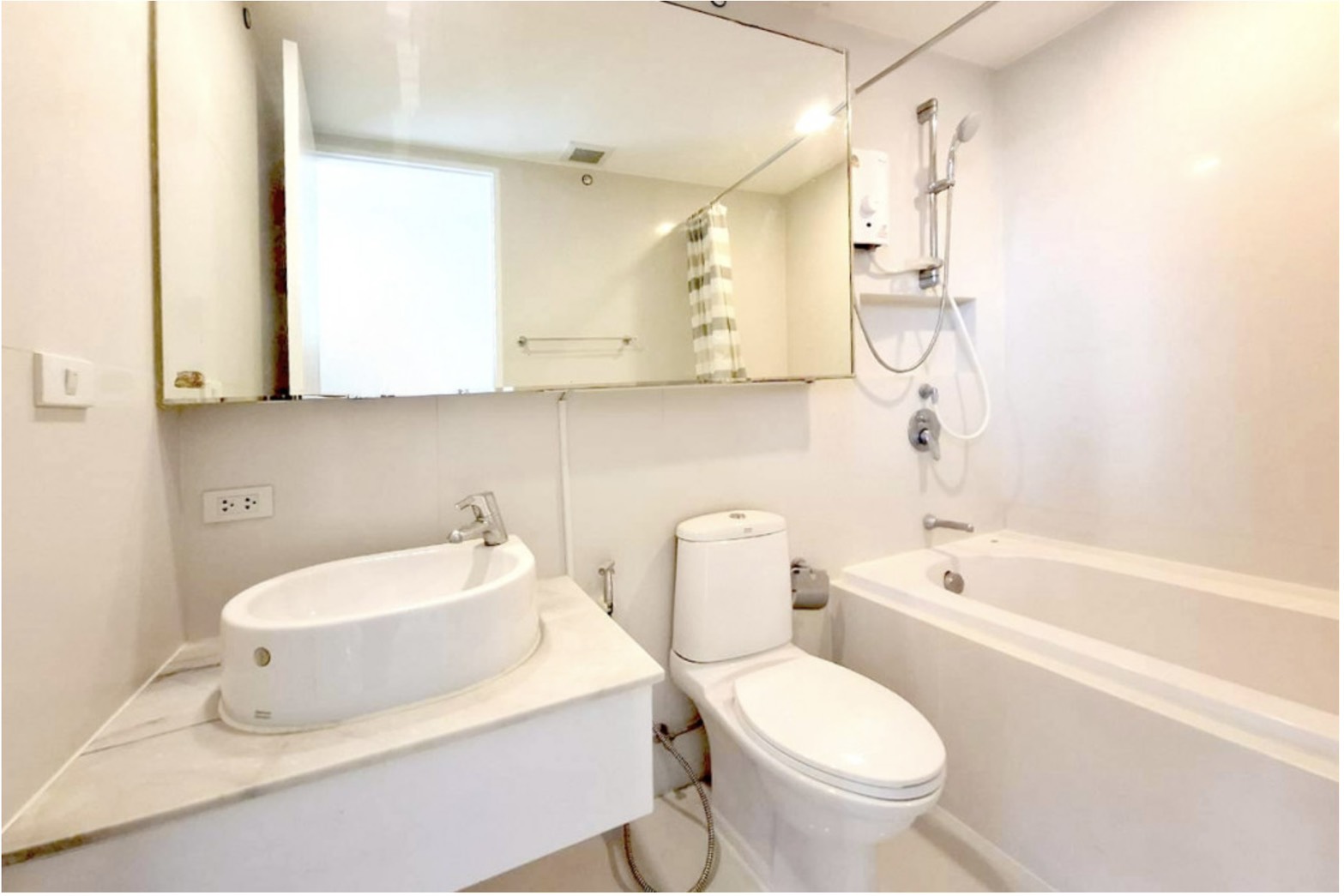 For Sale & Rent: Villa Rachakhru PAHOLYOTHIN 5 11