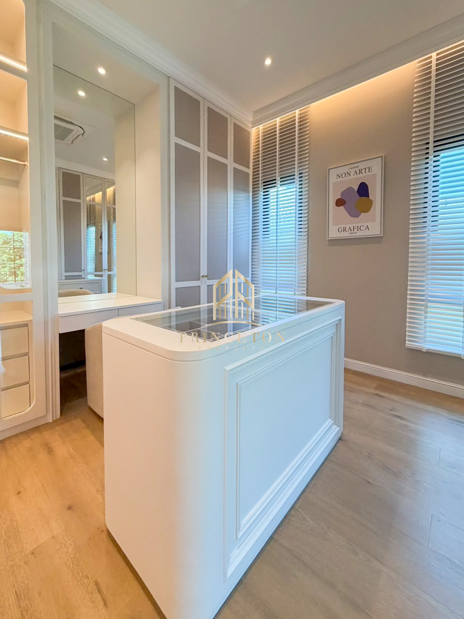 Luxury house Narinsiri rama 9 krungthep kreetha 15
