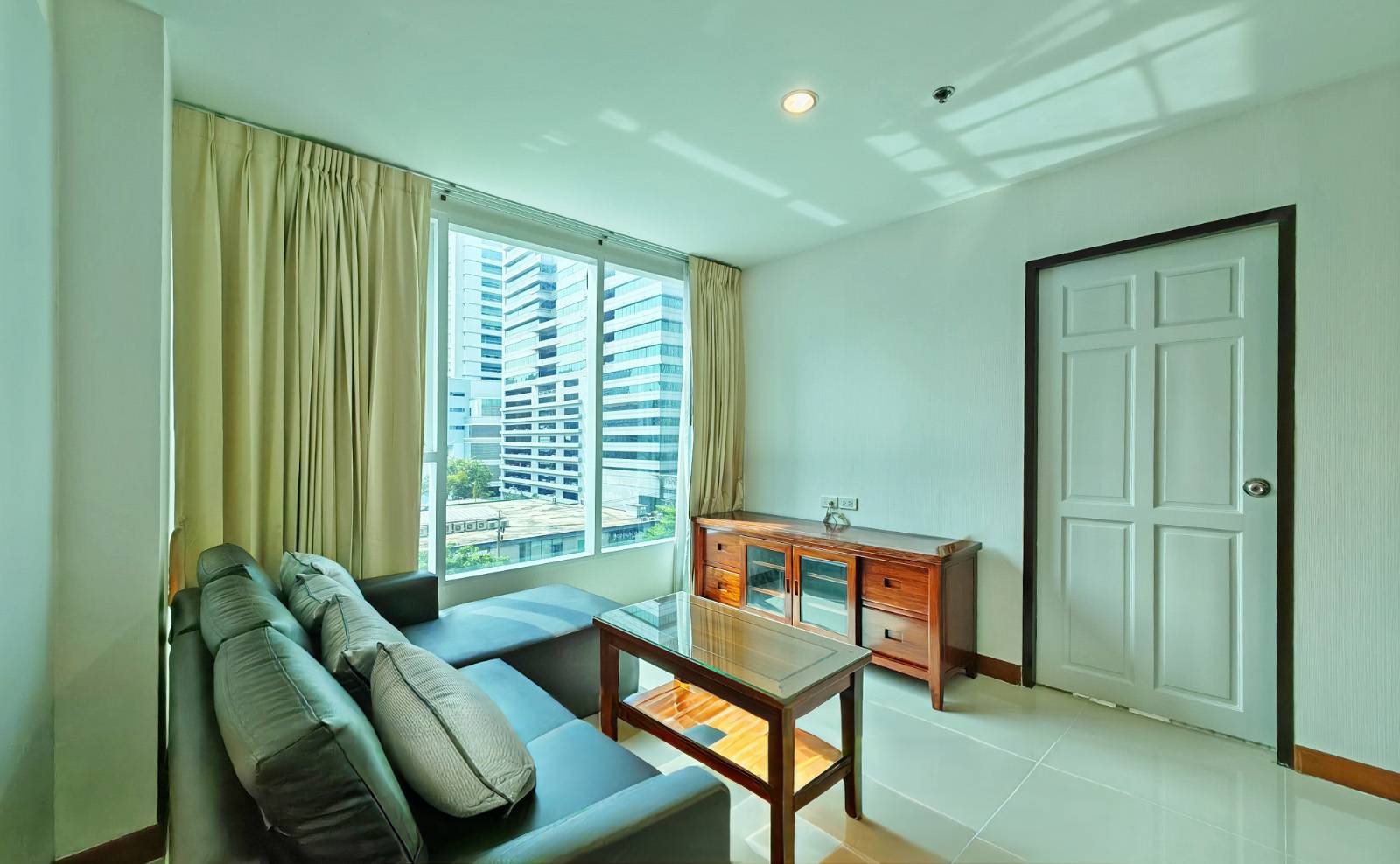 คอนโดให้เช่า สุขุมวิท 21 3