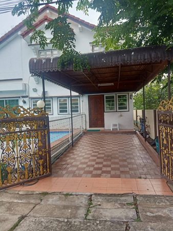 ให้เช่าบ้านเดี่ยว 2 ชั้น สระว่ายน้ำในตัว เนื้อที่ 130 ตร.ว 4ห้องนอน 3ห้องน้ำ แอร์ เฟอร์ครบ ถนนรามคำแหง เขตสะพานสูง ราคาเช่า 42,000 บ/ด 3