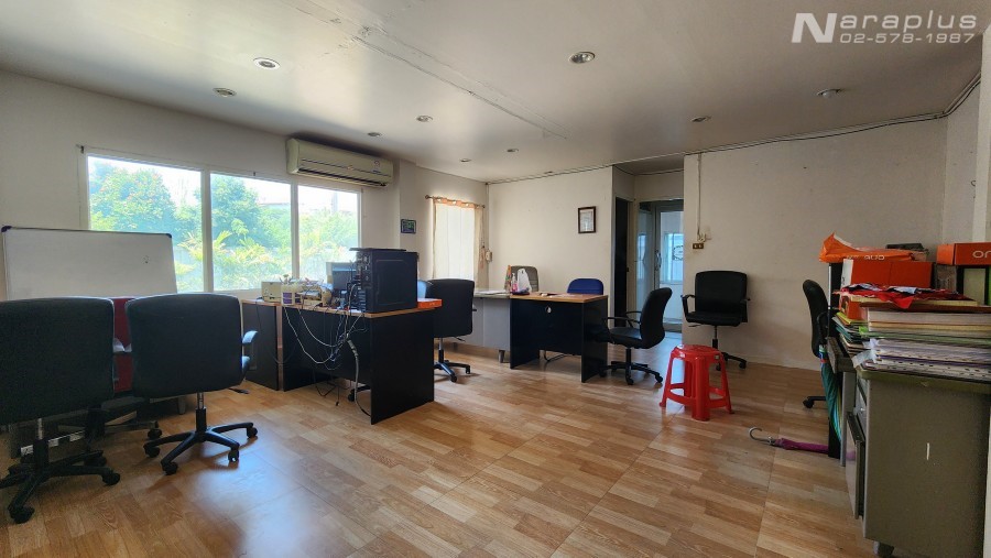 Listing No. 69050278 : ขายถูกกิจการโรงงาน อาคารสำนักงาน และโกดัง พร้อมเอกสาร รง. 4 ขนาด 1 ไร่ 3 งาน 97 ตรว ซอยเทพกุญชร 35  คลองหลวง ปทุมธานี 15
