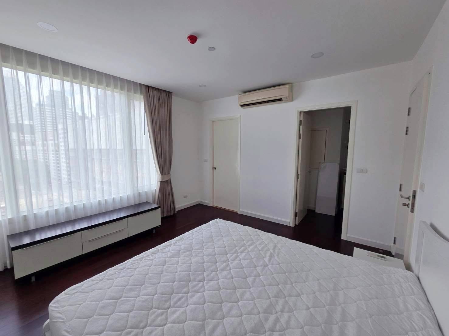 For Rent "Manhattah Chitlom Condo" 17