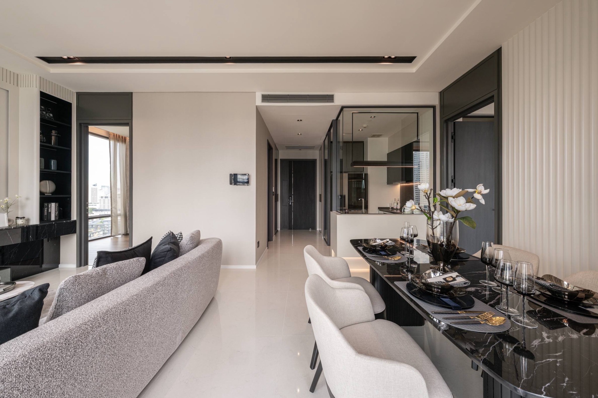 Beautiful unit in Thonglor for Sale or Rent 5