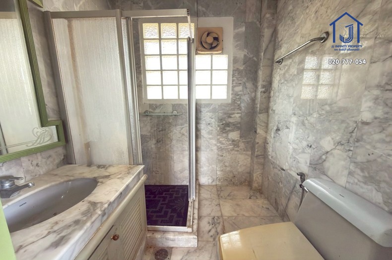 ขายบ้านเดี่ยว 2 ชั้น 390 ตารางวา หมู่บ้านกฤษดานคร 25 ถนนนิมิตใหม่ ซอยประชาร่วมใจ 31  ใกล้รถไฟฟ้า 13