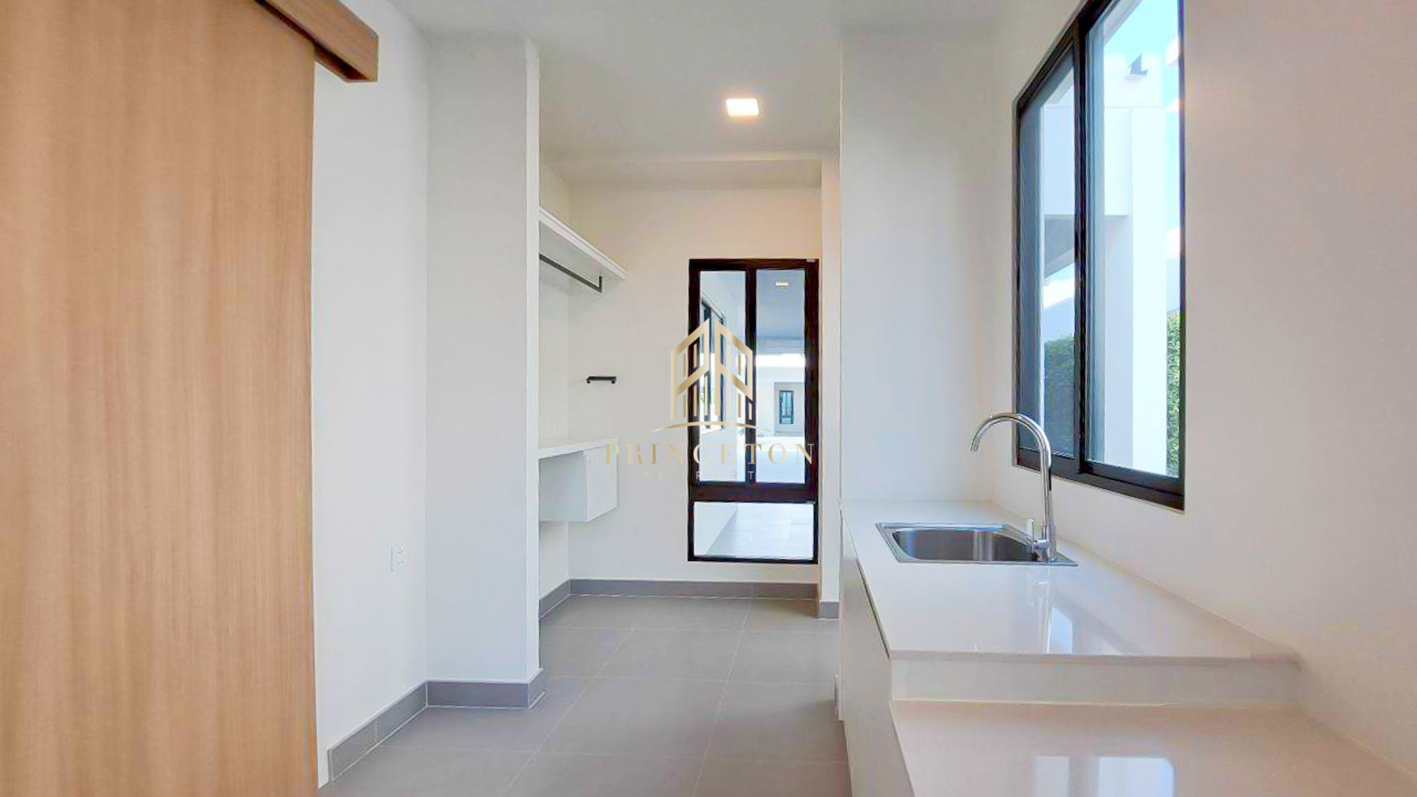 Luxury House For Sale or Rent MANTANA Bangna KM.15 16
