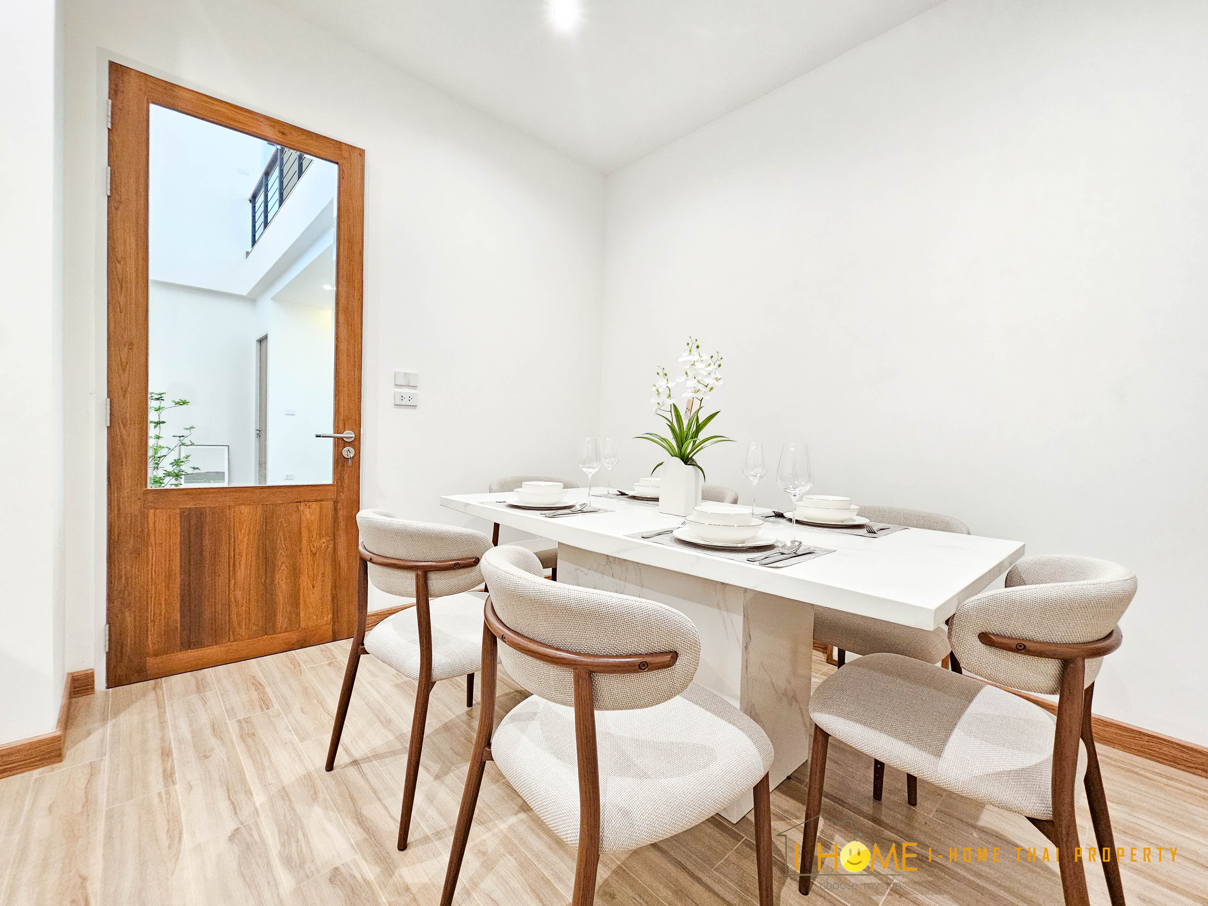 ขายบ้านเดี่ยวในโครงการใกล้สนามบินเชียงใหม่ 7.9ล้านฟรีโอน 10