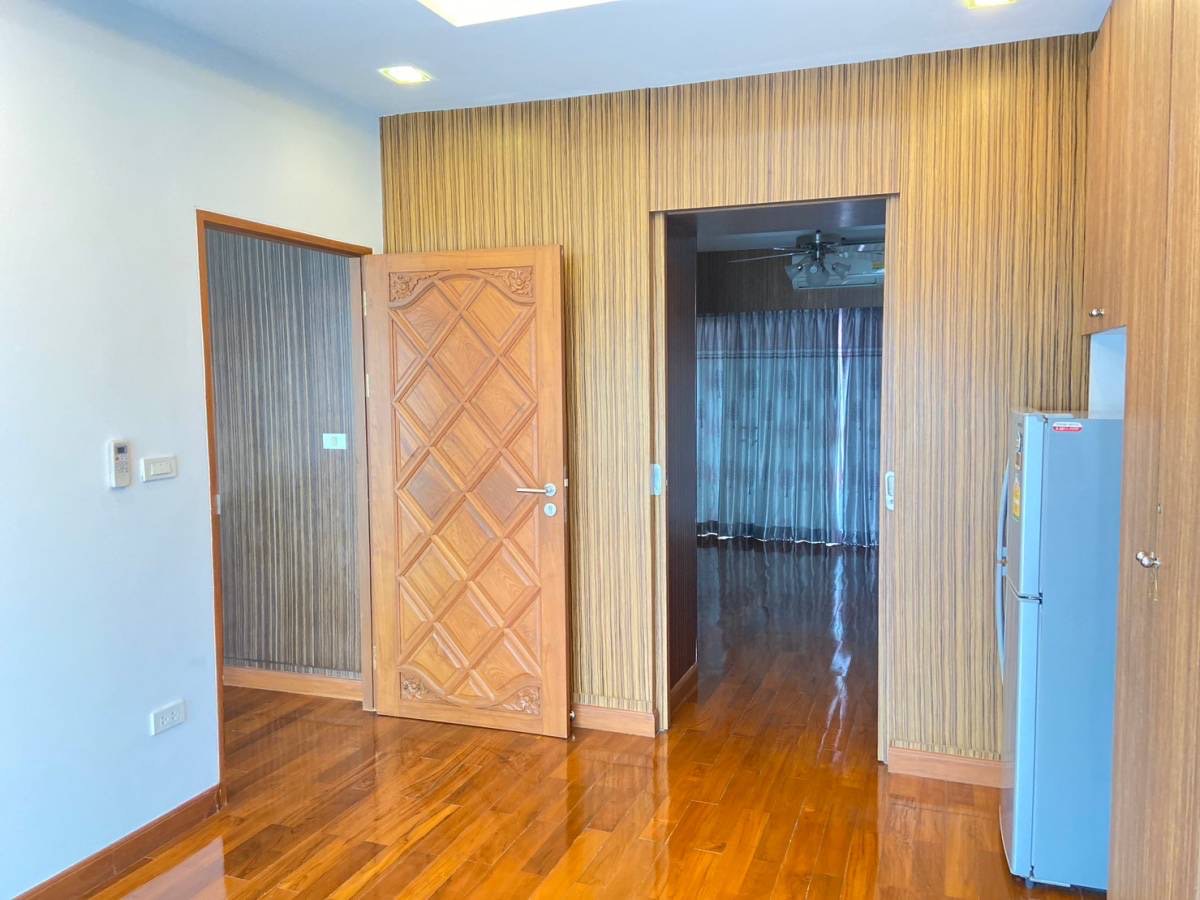 ⸻ 🏡 ให้เช่า NOBLE CUBE พัฒนาการ ✨ บ้านรีโนเวทใหม่ พร้อมอยู่ เหมาะทำโฮมออฟฟิศ / อยู่อาศัย ✨ 14