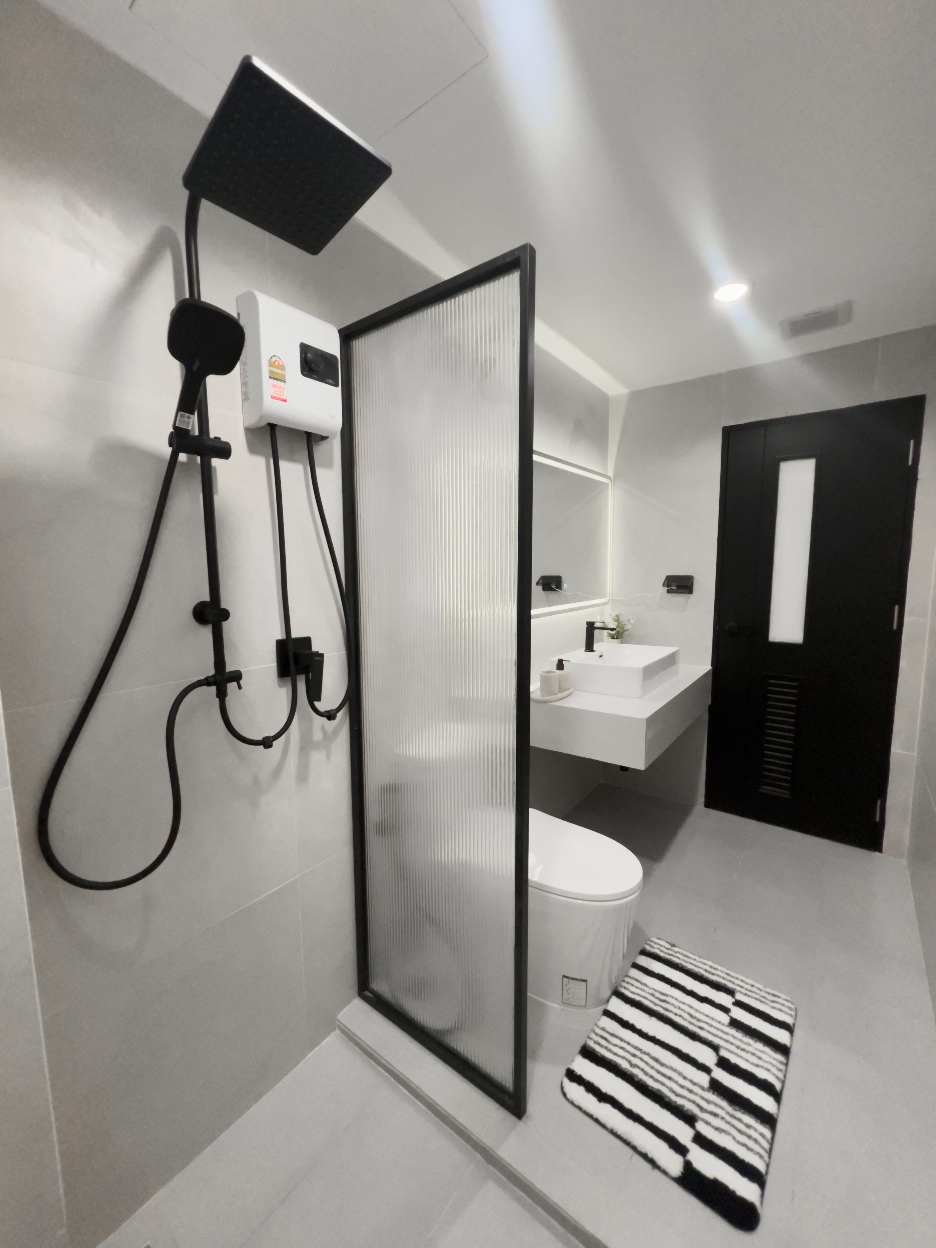 ขายด่วน! คอนโด Metro Sky Ratchada – ห้องกว้าง วิวสระ บรรยากาศรีสอร์ท 7