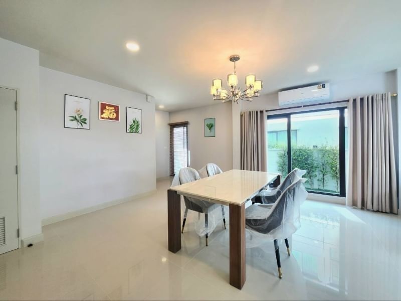 ขายและให้เช่าบ้านใหม่พร้อมอยู่ เซนโทร บางนา เดินทางสะดวก ใกล้ทางด่วนและเมกาบางนา บางพลี สมุทรปราการ. 5