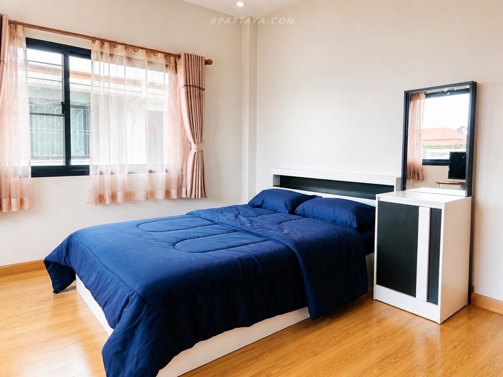 For Rent — Bann Urai Park Ville, Nong Prue Pattaya 3-bedroom house in a quiet village near Mitril Intersection, Nong Prue. Good location 10