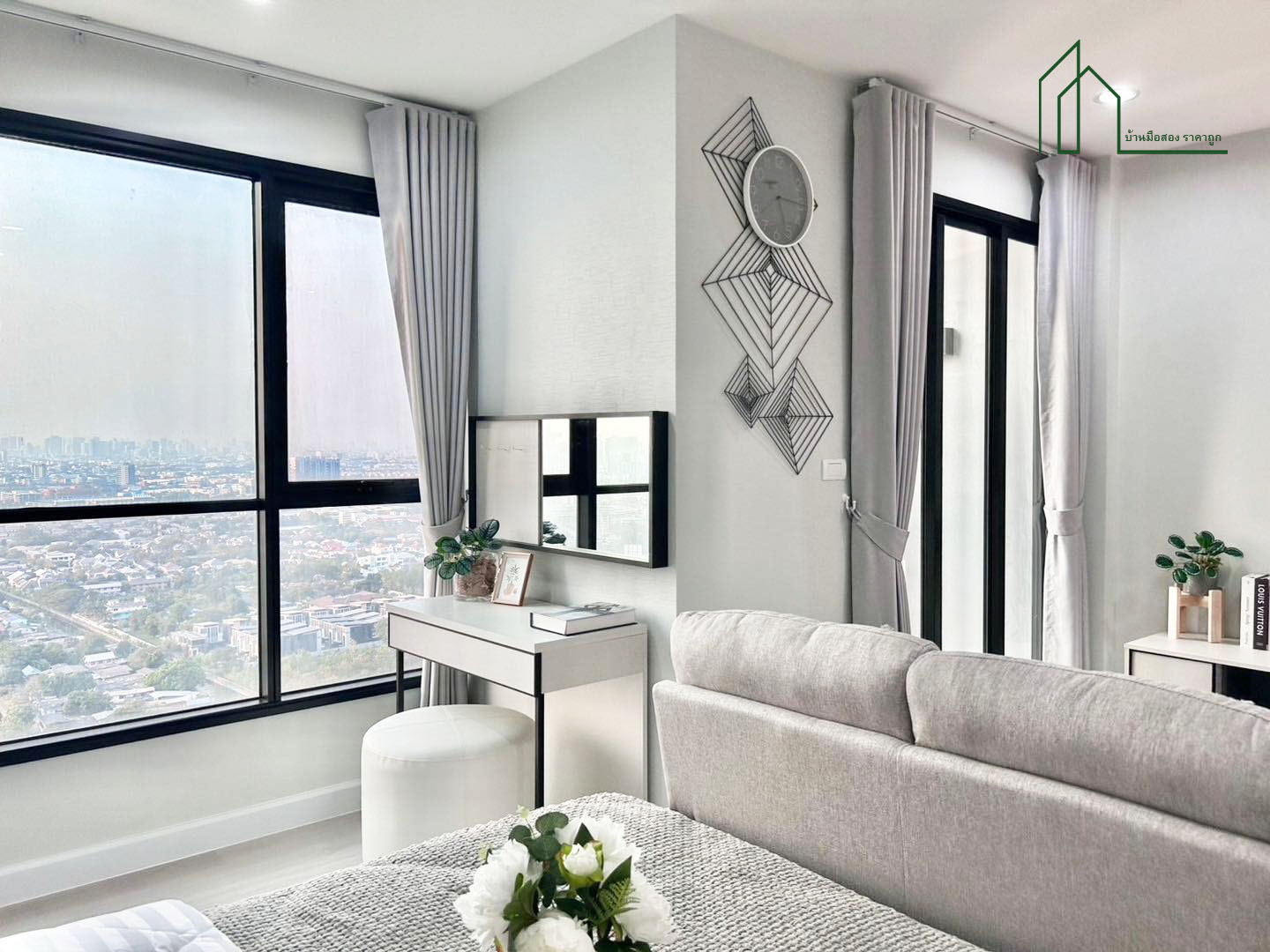 คอนโด เดอะเบส พระราม9-รามคำแหง สวยพร้อมอยู่  9