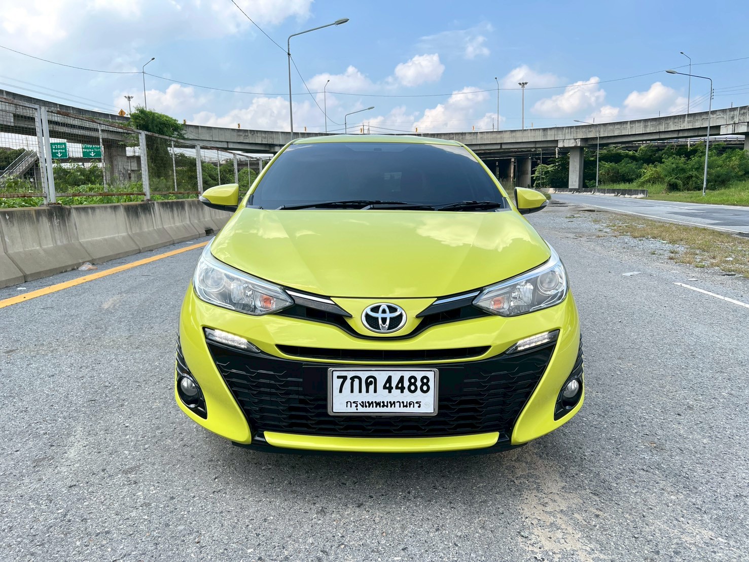 Toyato yaris 1.2G hatchback ปี 2018 จด 2019 2