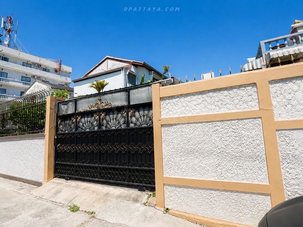 For Rent — Single House with Private Pool, Thappraya Soi 5 PattayaSingle house for yearly rent on Thappraya Road Soi 5. Spacious home with pool 6