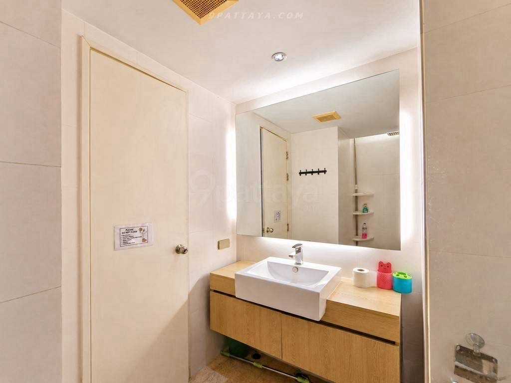 For Rent / For Sale — Newly Renovated 1-Bedroom Condo at Atlantis Condo Resort Pattaya 36 sq.m.• Floor: 5• Corner unit• North-facing room 6