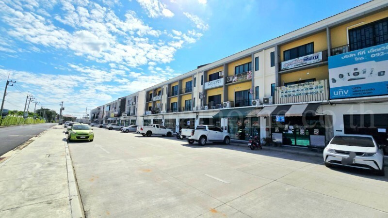 อาคารพาณิชย์ 3 ชั้น เดอะ คอนเนค @ รังสิต-อเวนิว ทำเลค้าขาย 6