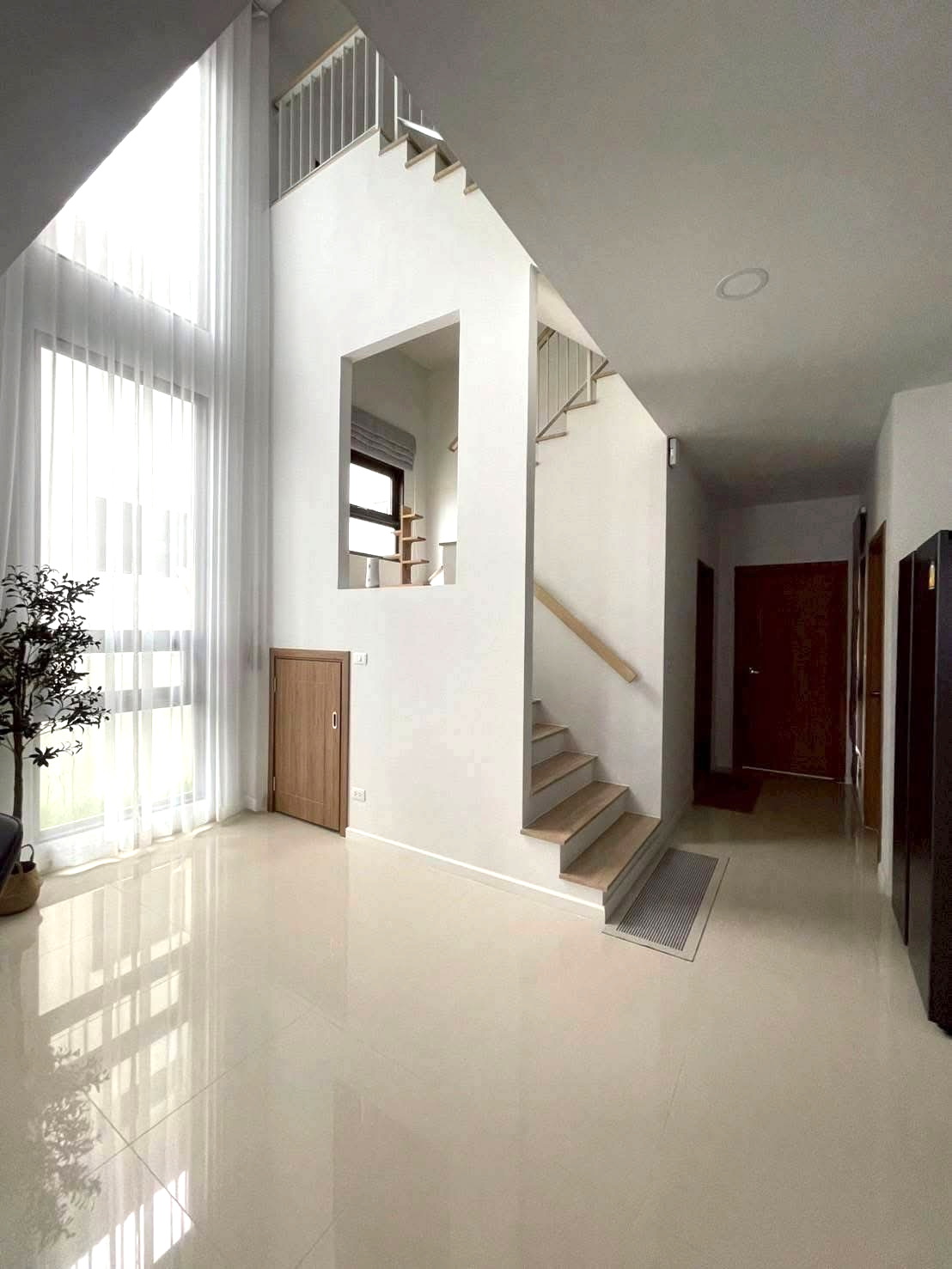 ให้เช่า ขาย ละไม หทัยราษฎร์ 39 หลังมุม ติดถนน 4