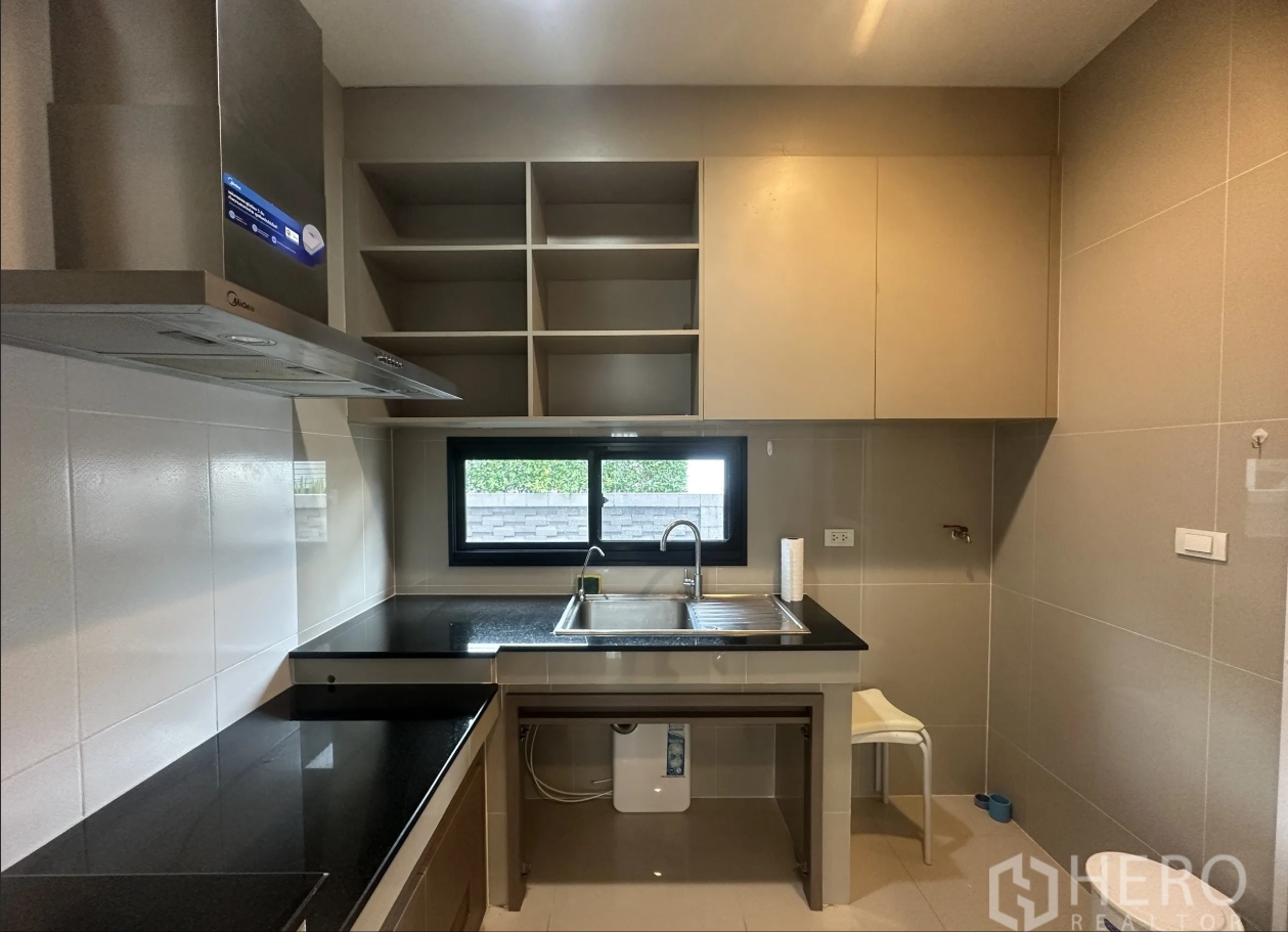 ขายบ้านเดี่ยว 3 ห้องนอน โครงการเศรษฐสิริ วงแหวน-ลำลูกกา (บึงคำพร้อย) ใกล้มอเตอร์เวย์ HRE00945 6