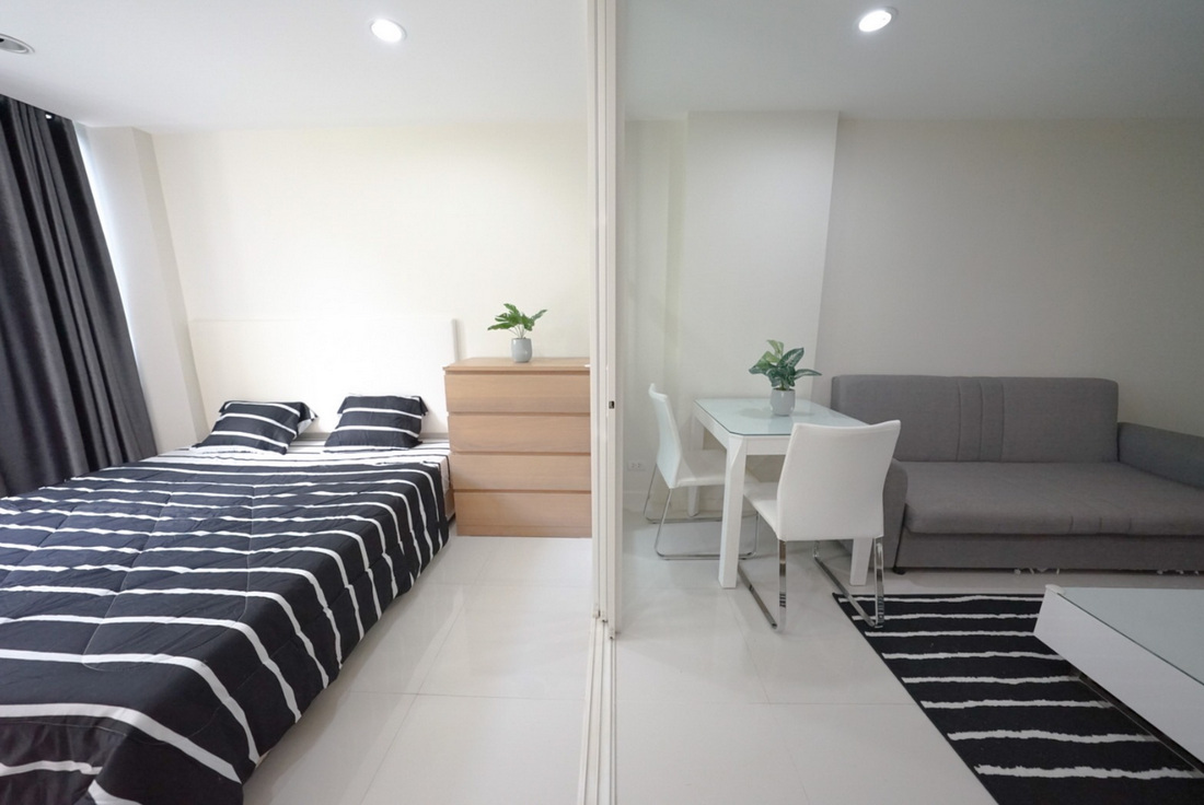 Condo Elements Srinakarin 38 ตารางเมตร 1 ห้องนอน ชั้น2 ตึก4 ทิศใต้ ตกแต่งครบ ติดสระว่ายน้ำ 3