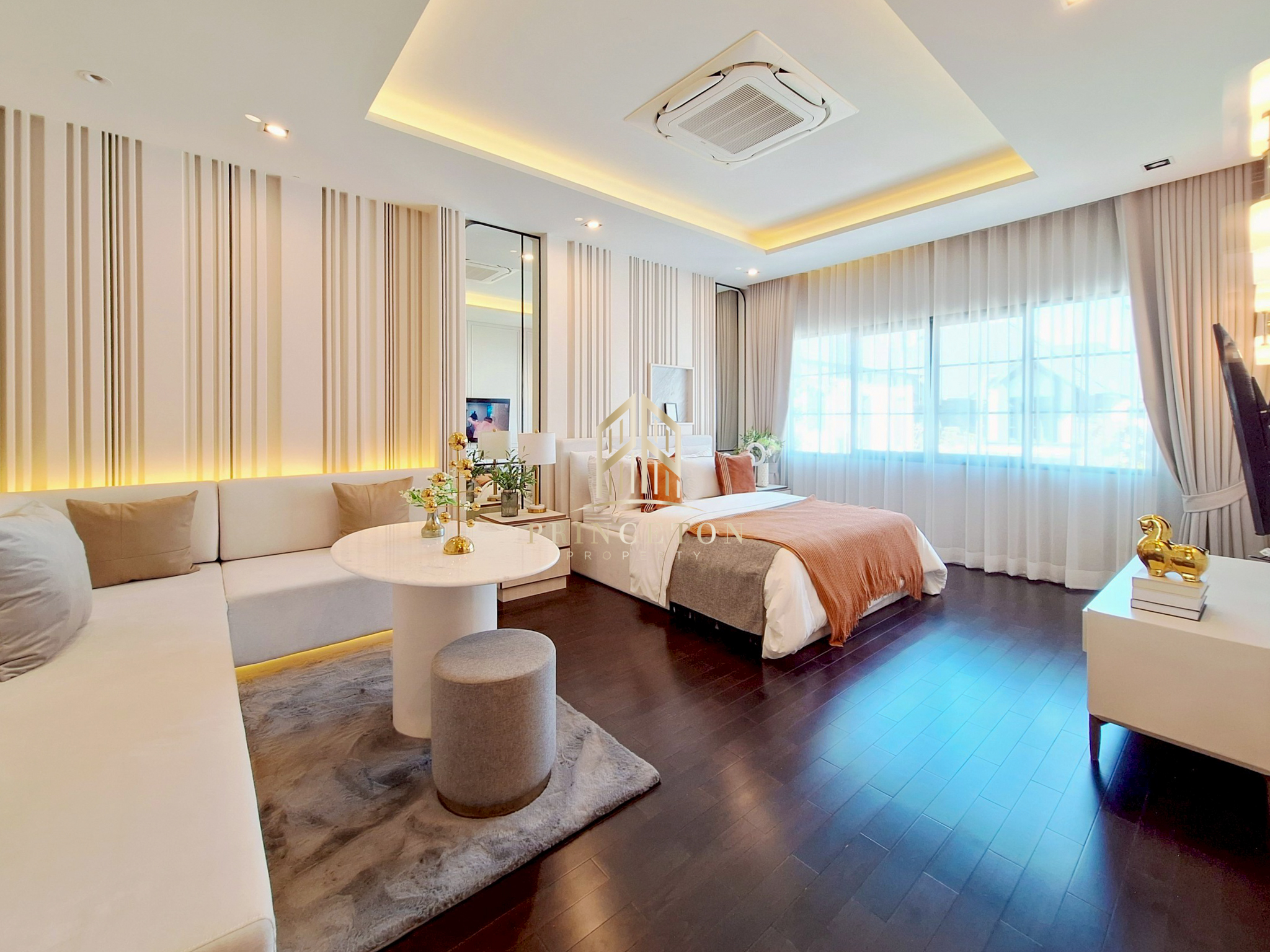 Luxury English-Style Detached House – The City Bangna 2 12