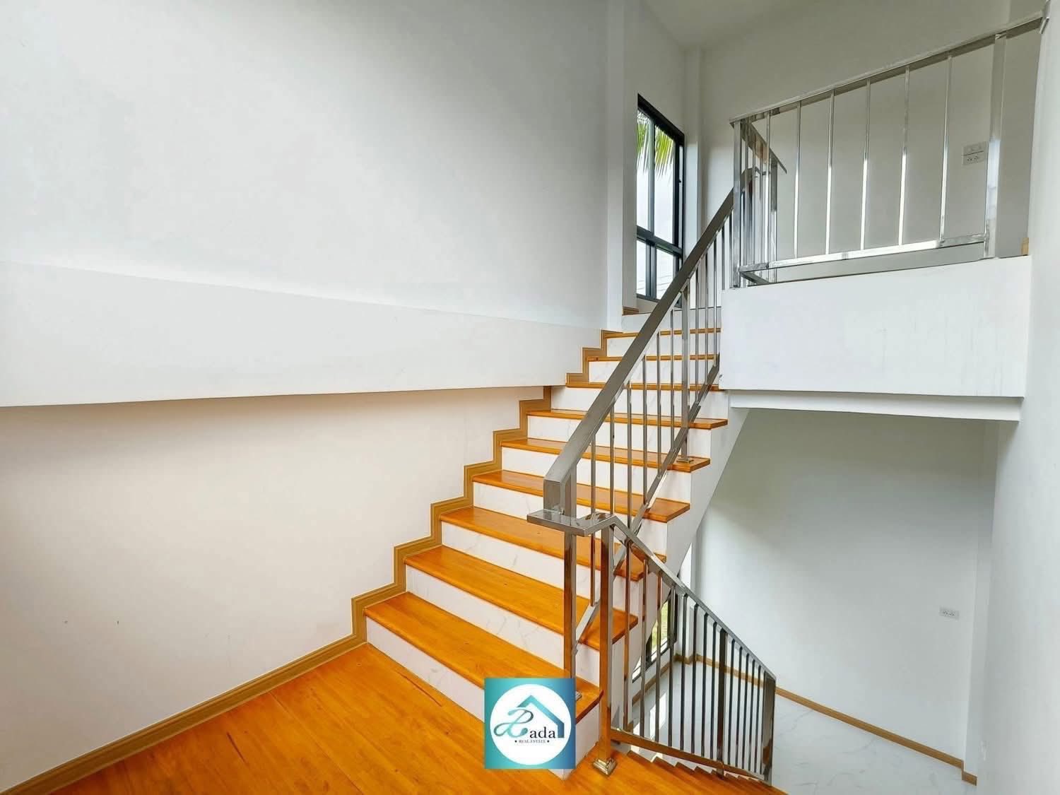 บ้านโมเดิร์น เอกธานี 9