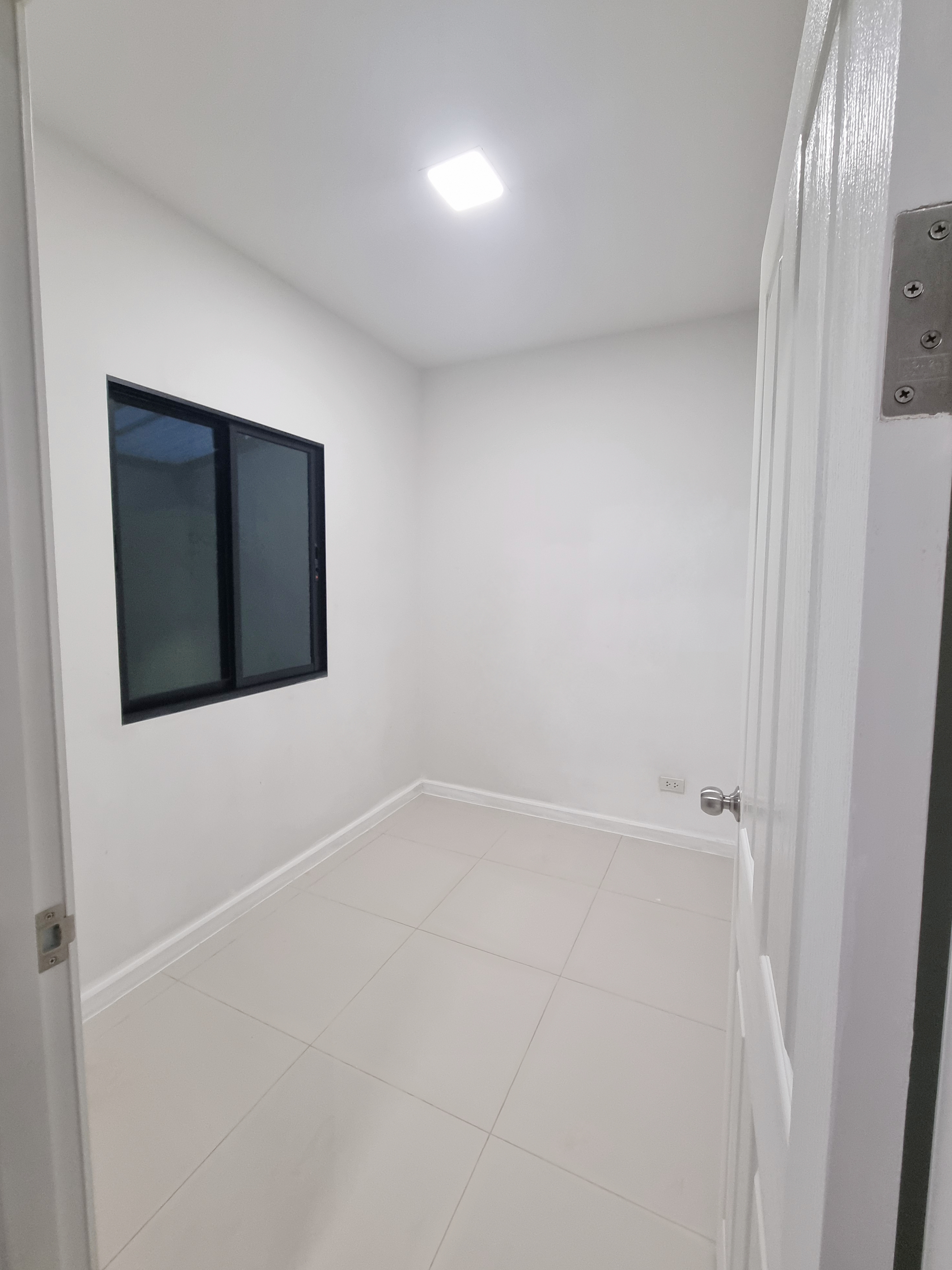 ทาวน์เฮ้าส์ เดอะธามราชพฤกษ์ - สิรินธร 15