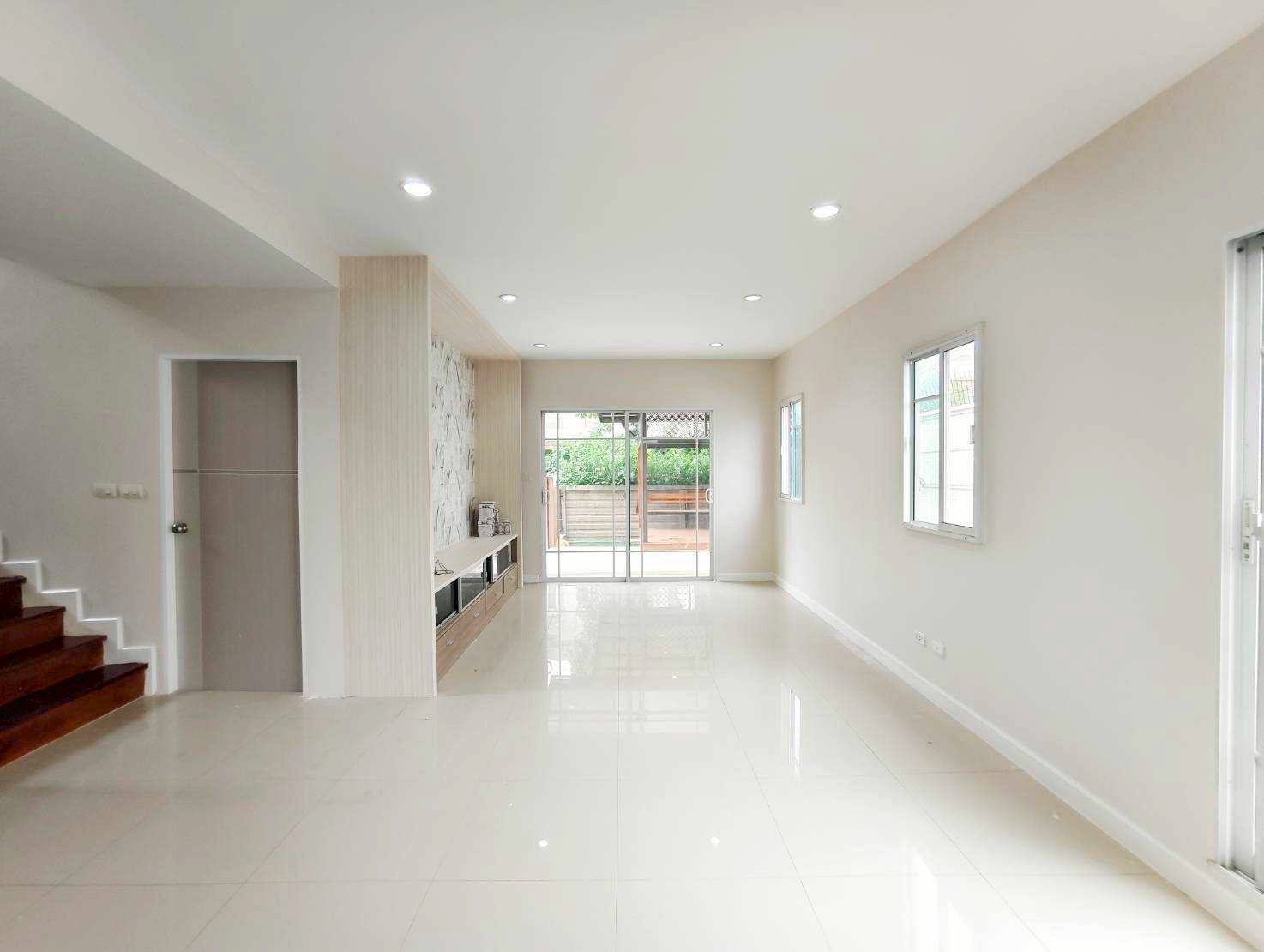 ขายบ้านเดี่ยว หลังรีโนเวททั้งหลังพร้อมอยู่ ใกล้ฟิวเจอร์เจอร์ พาร์ค รังสิตโครงการภัสสรเพรสทีจ รังสิต-คลอง 2 11