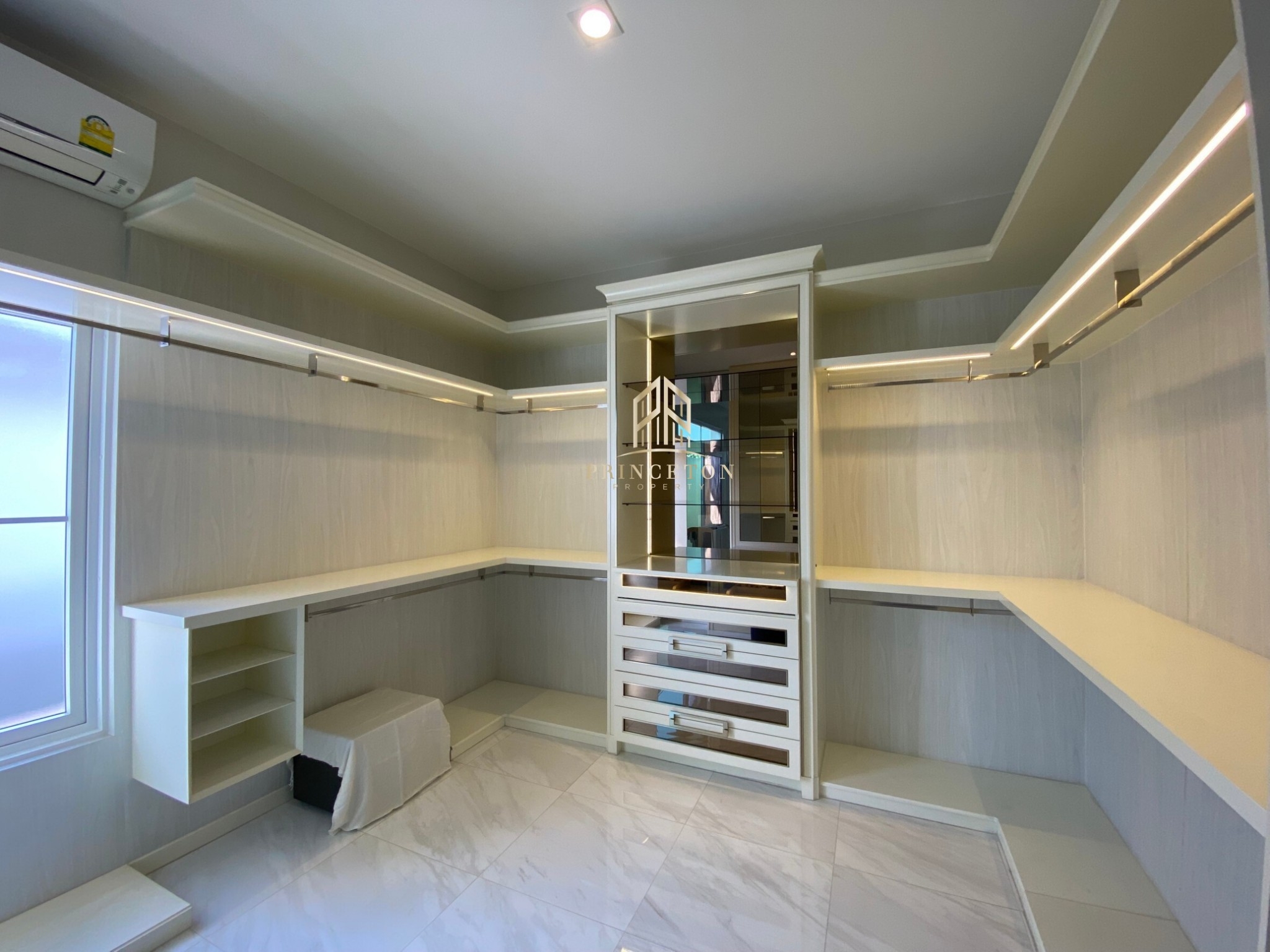 Luxury House For Sale Nantawan Bangna Km.7 Size L 13